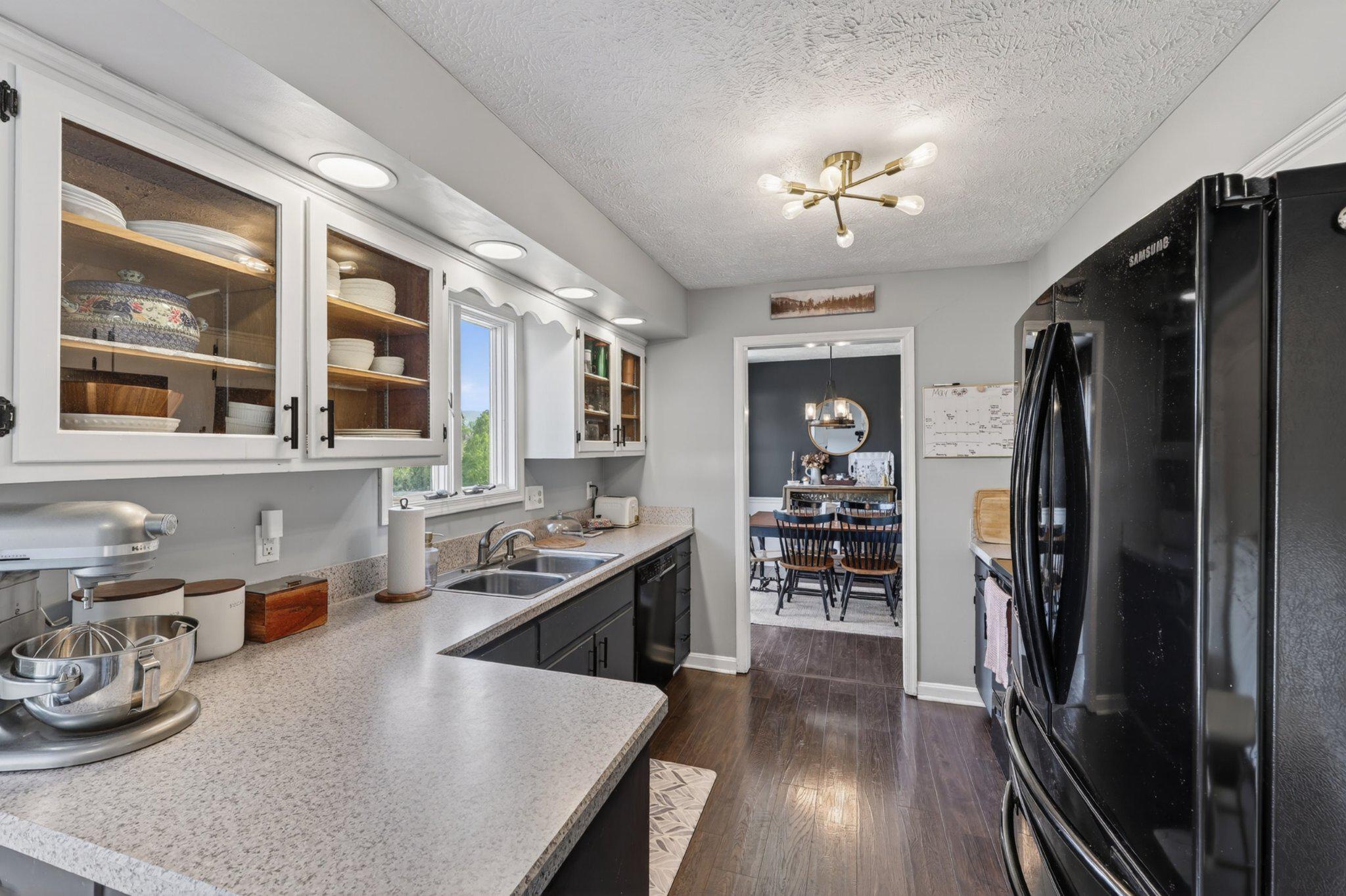 VAUGHT ESTATES - Residential