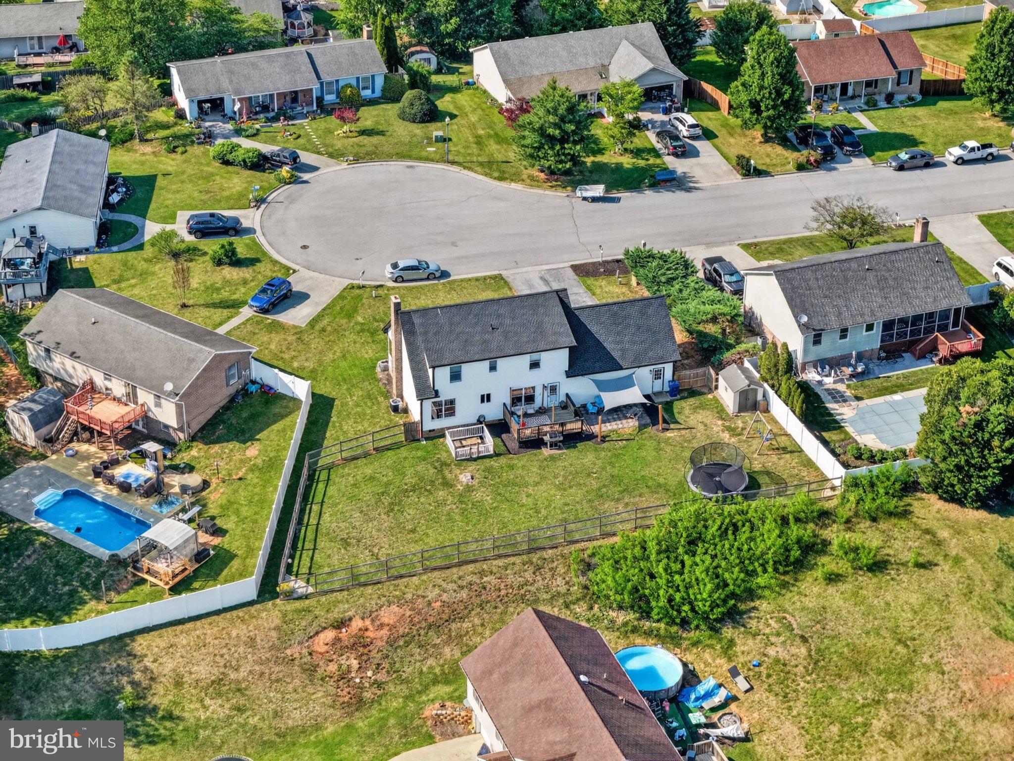 VAUGHT ESTATES - Residential