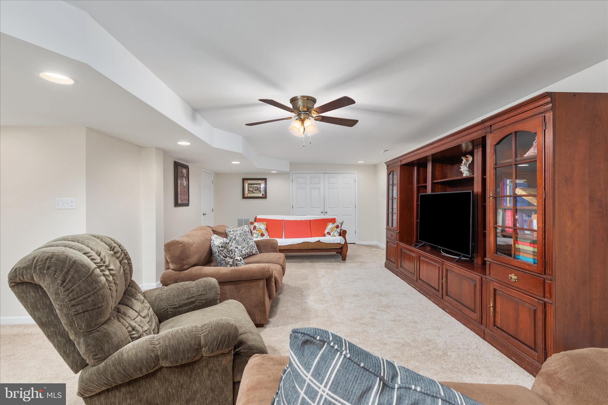 MCCAULEY CROSSING - Residential