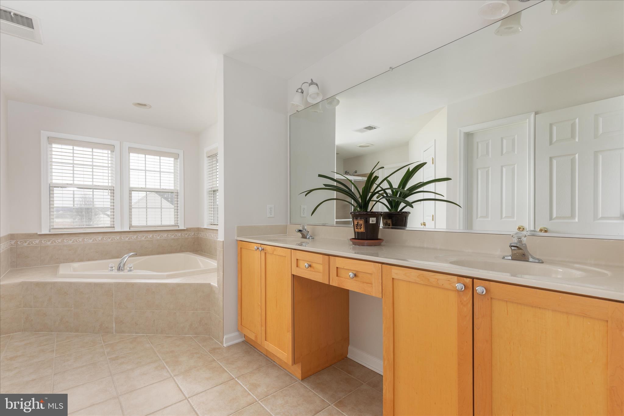 MCCAULEY CROSSING - Residential