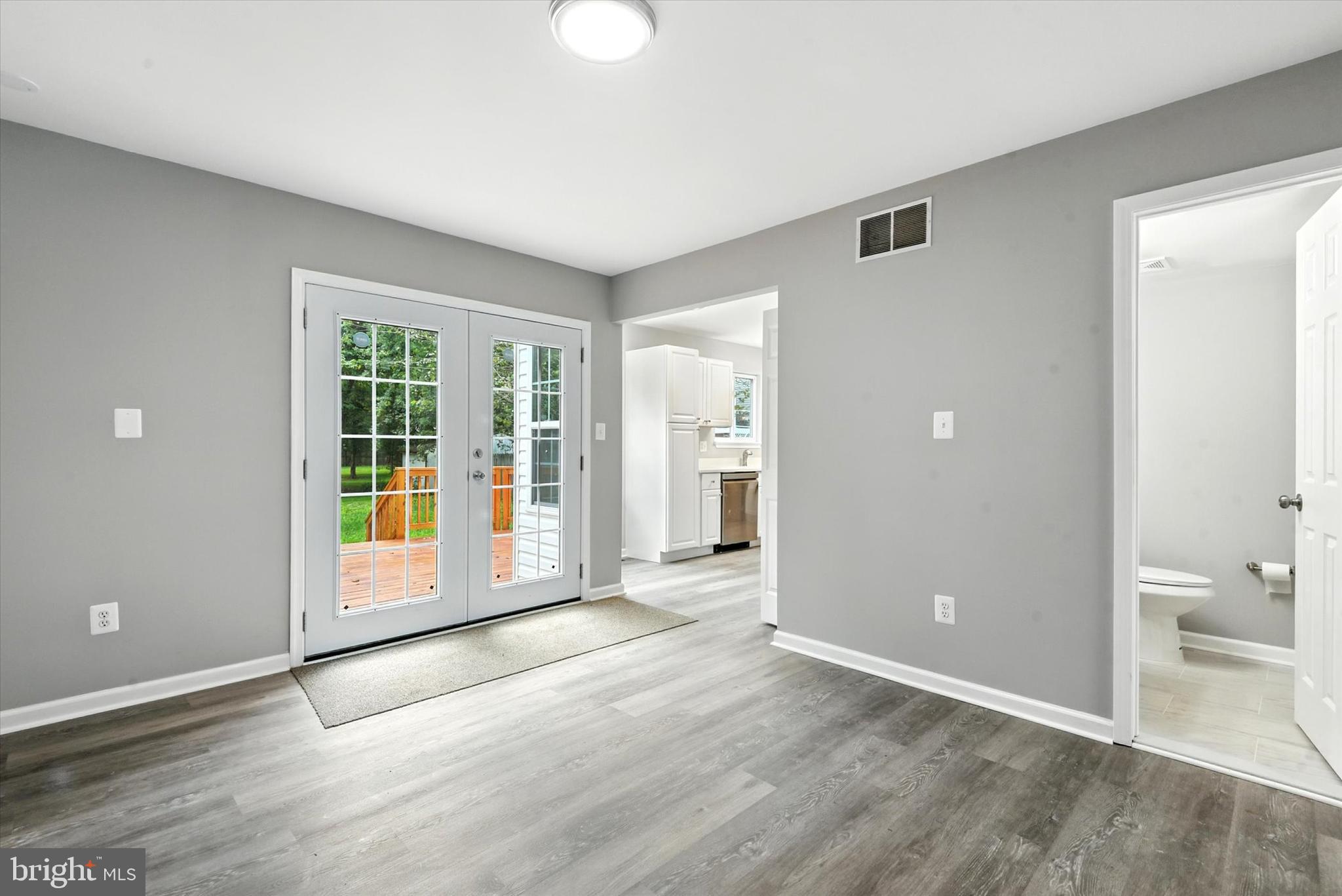 BERKLEY ESTATES - Residential Lease