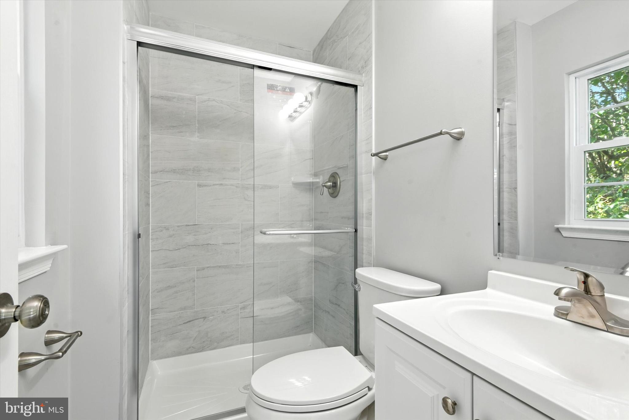 BERKLEY ESTATES - Residential Lease