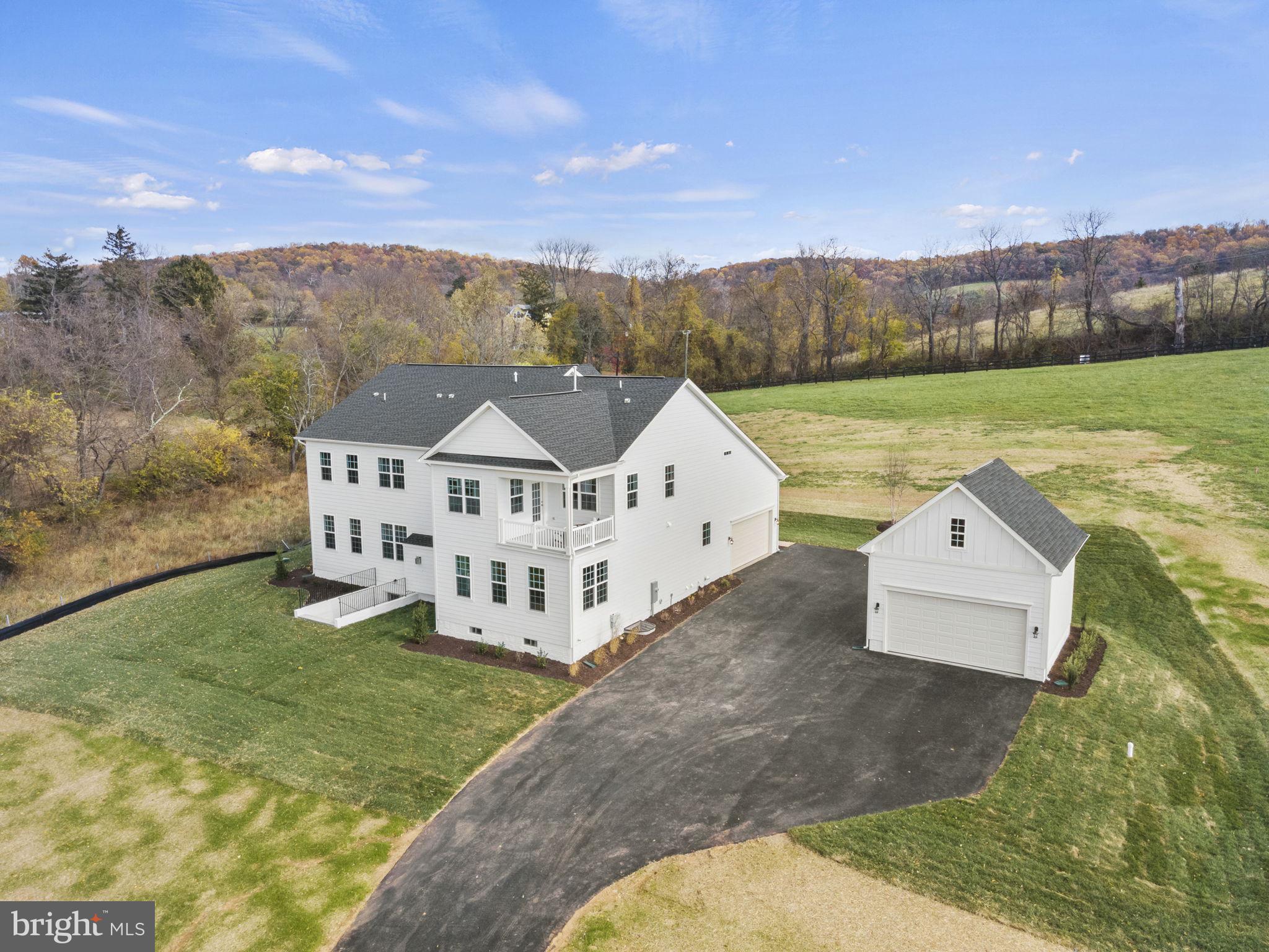 WATERFORD - Residential