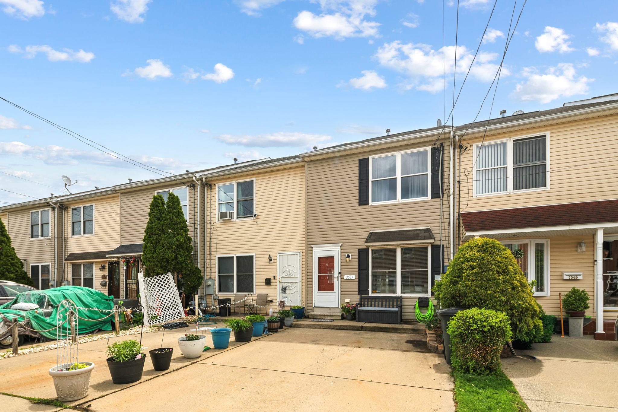 PORT RICHMOND - Residential