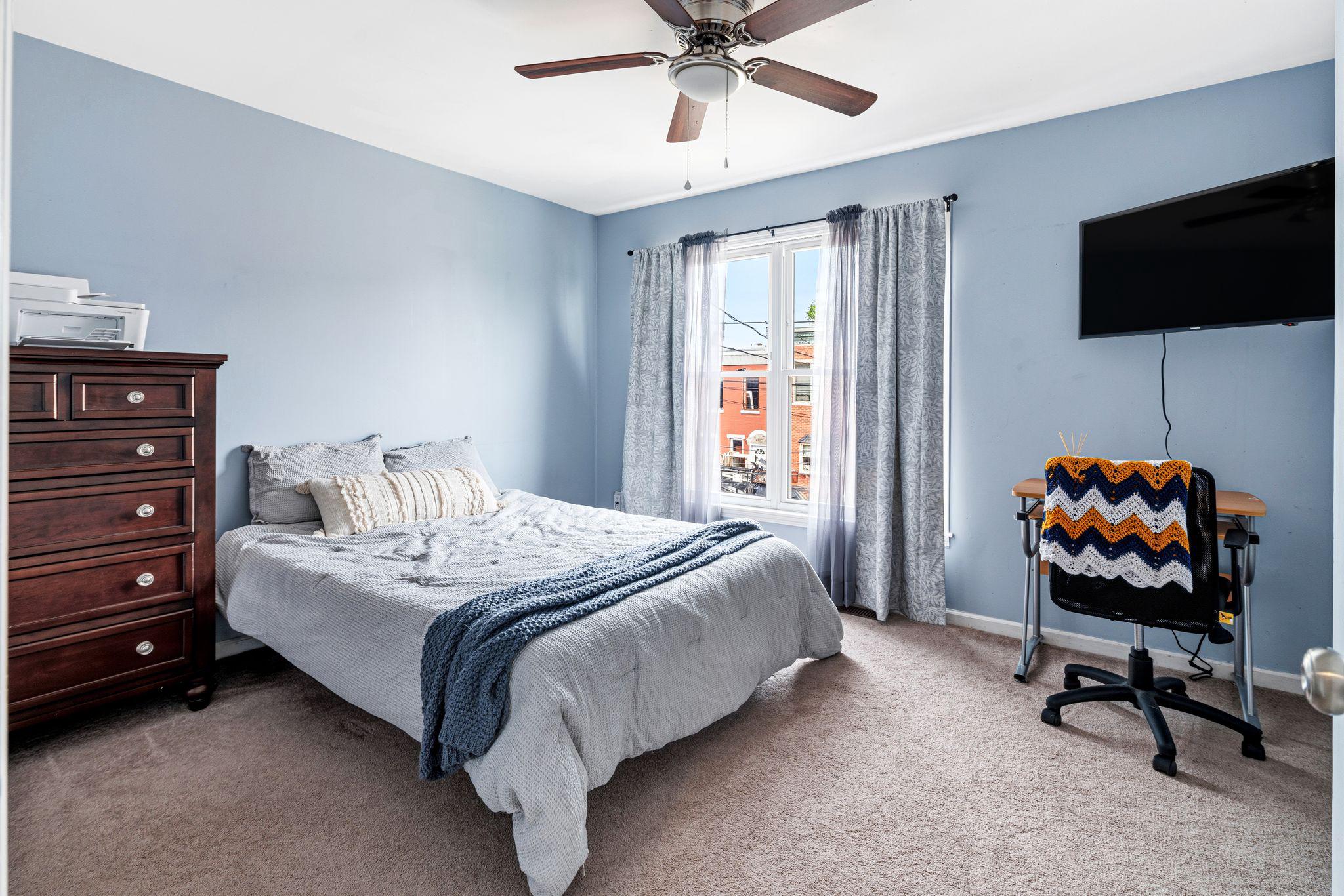 PORT RICHMOND - Residential
