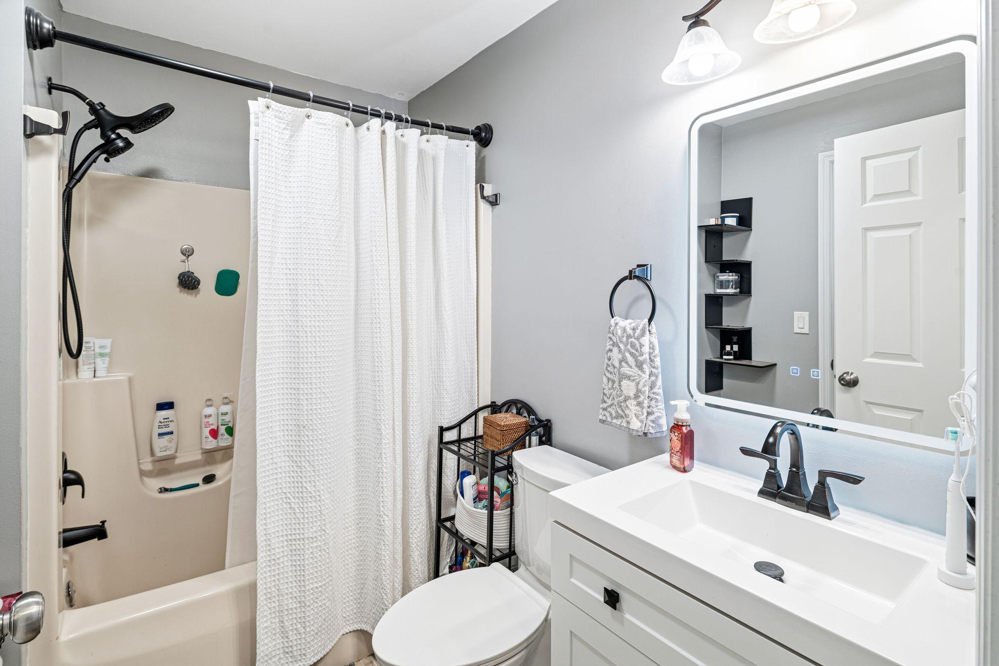 PORT RICHMOND - Residential
