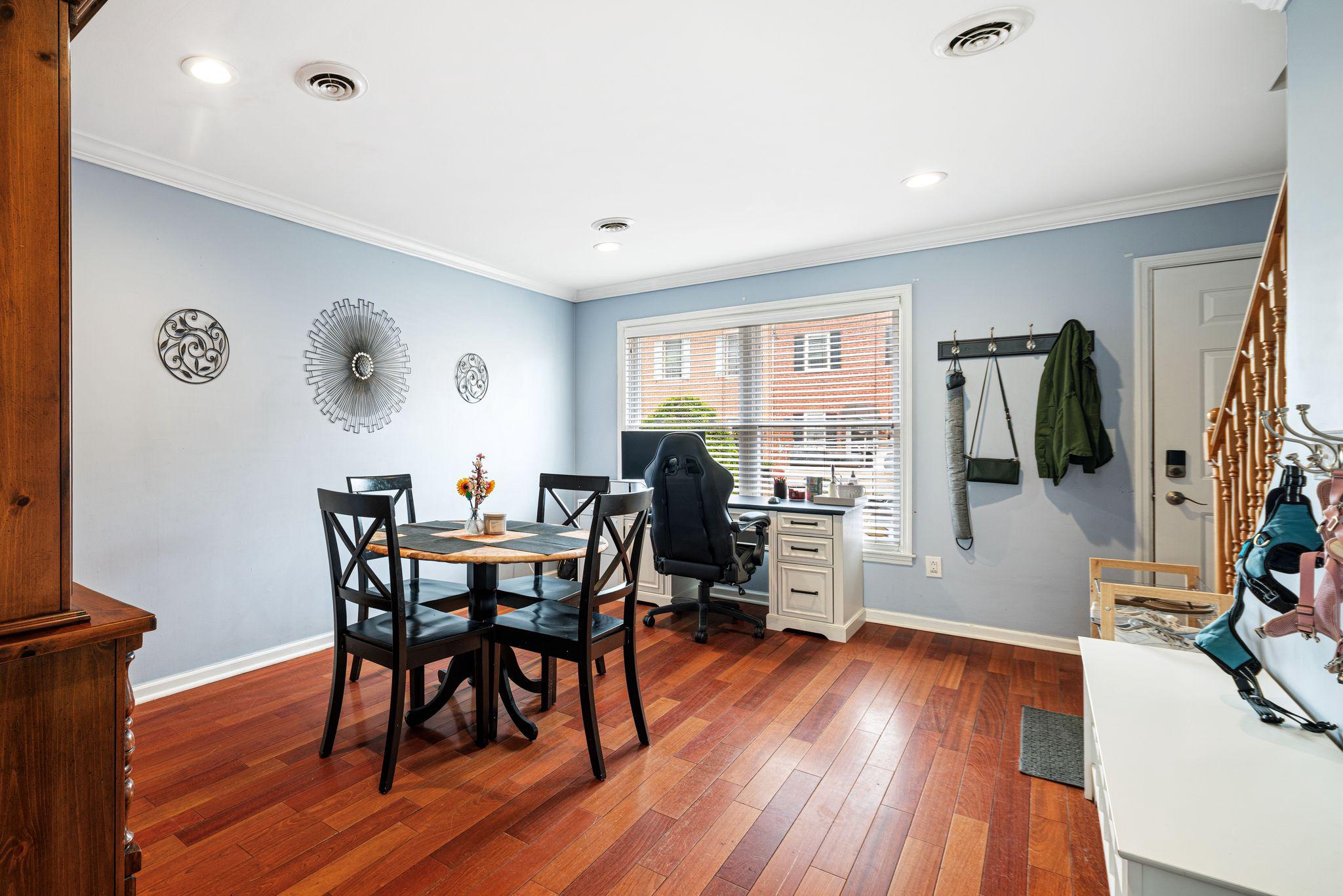 PORT RICHMOND - Residential