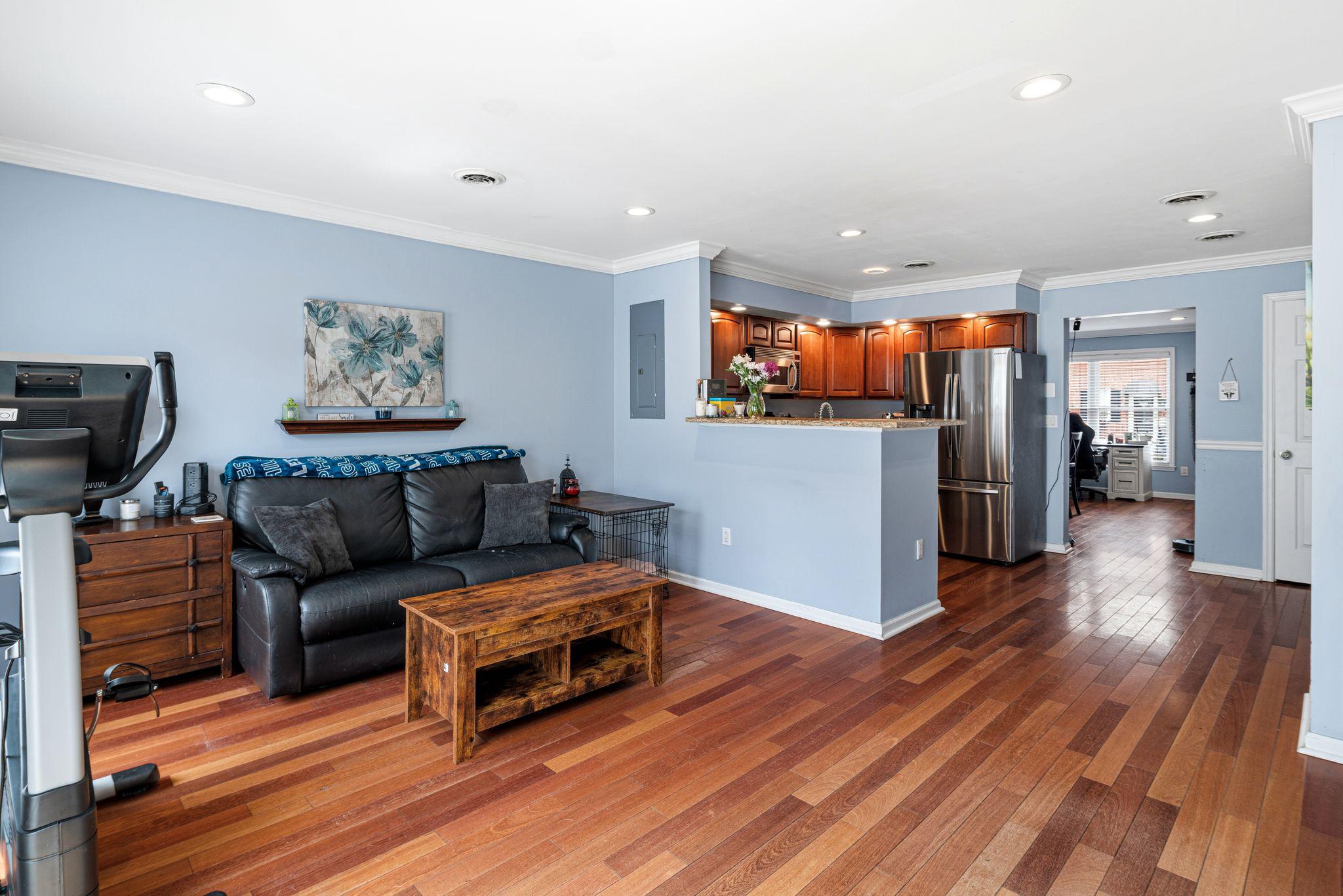 PORT RICHMOND - Residential