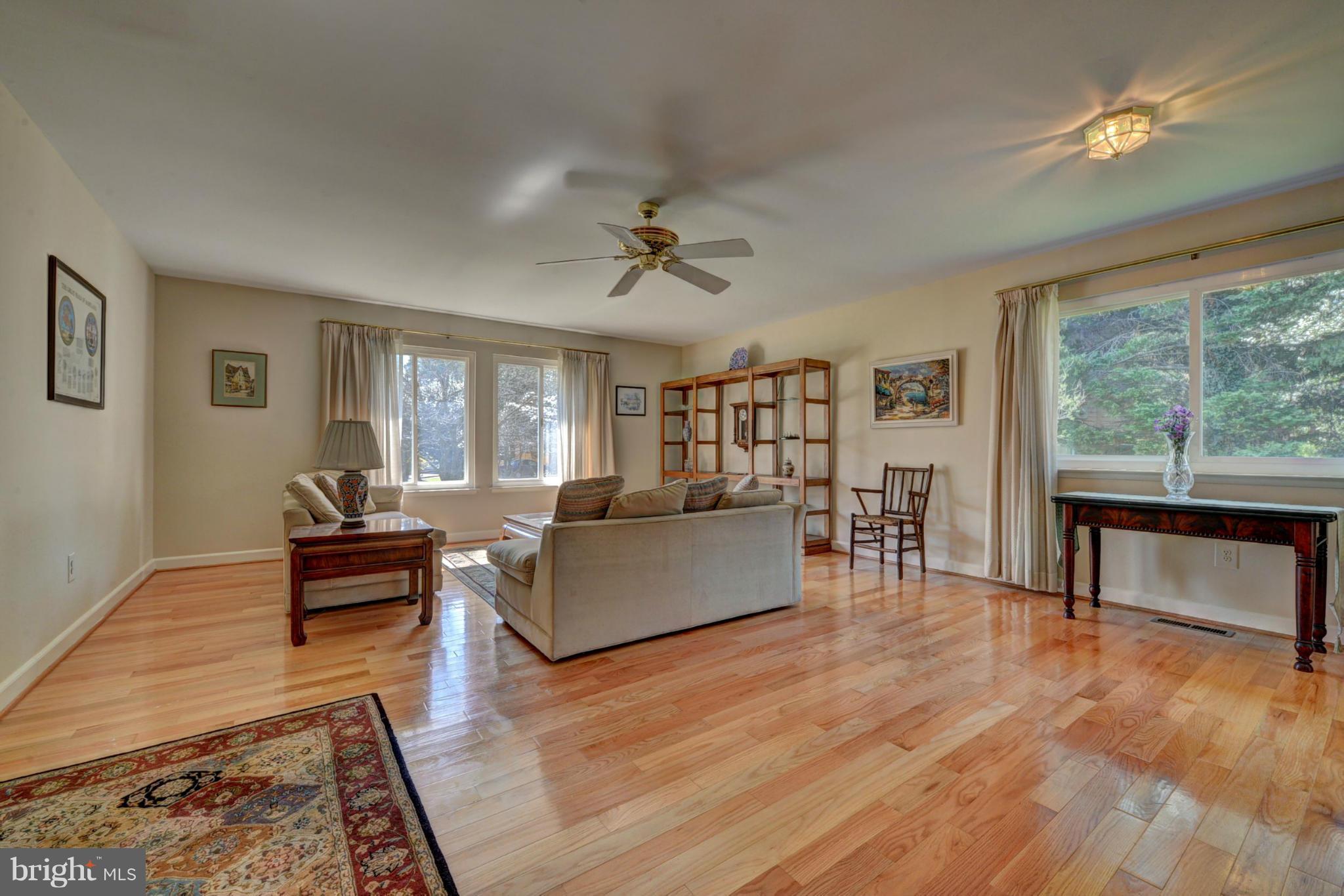 TYSONS WOODS - Residential