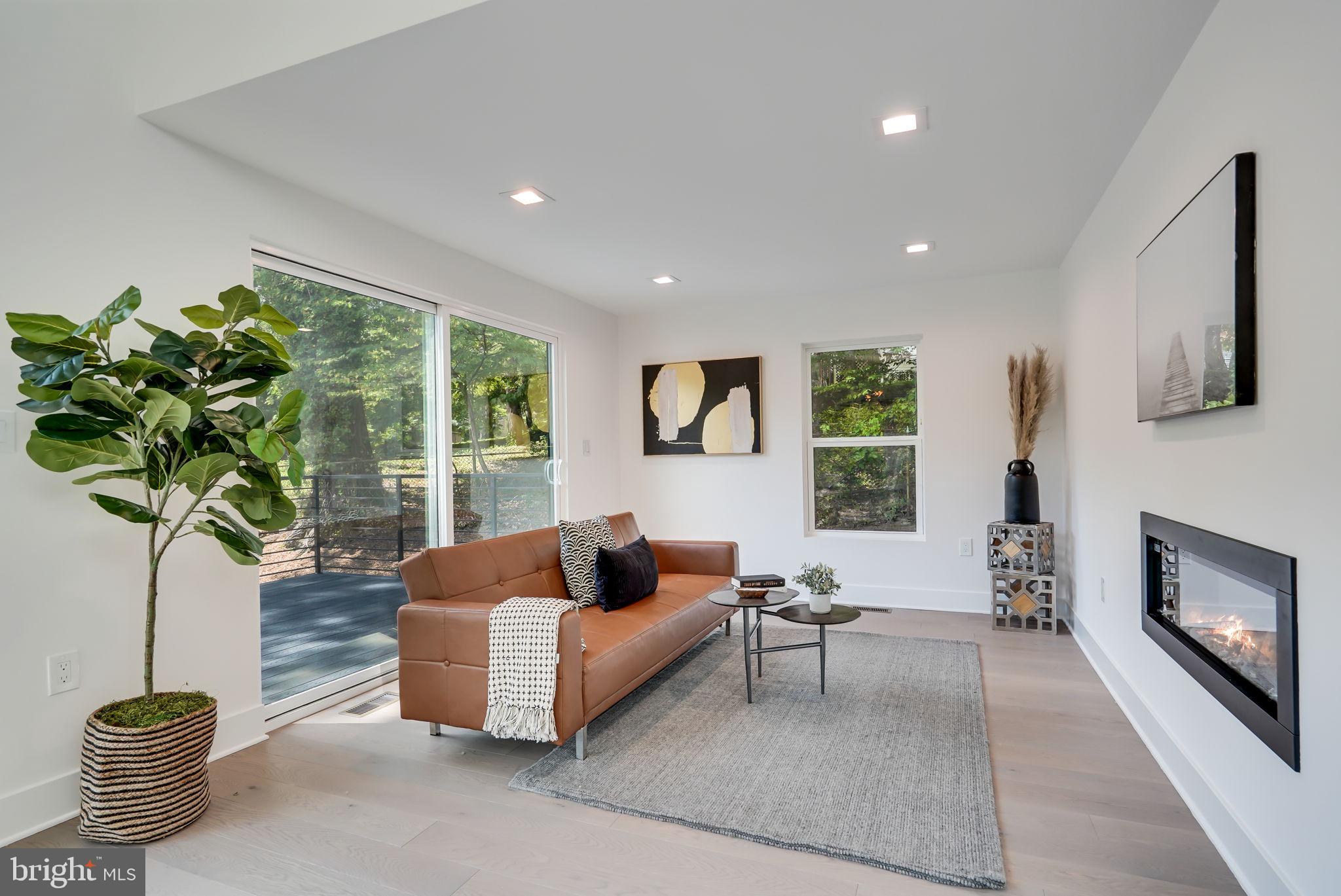 TAKOMA PARK - Residential