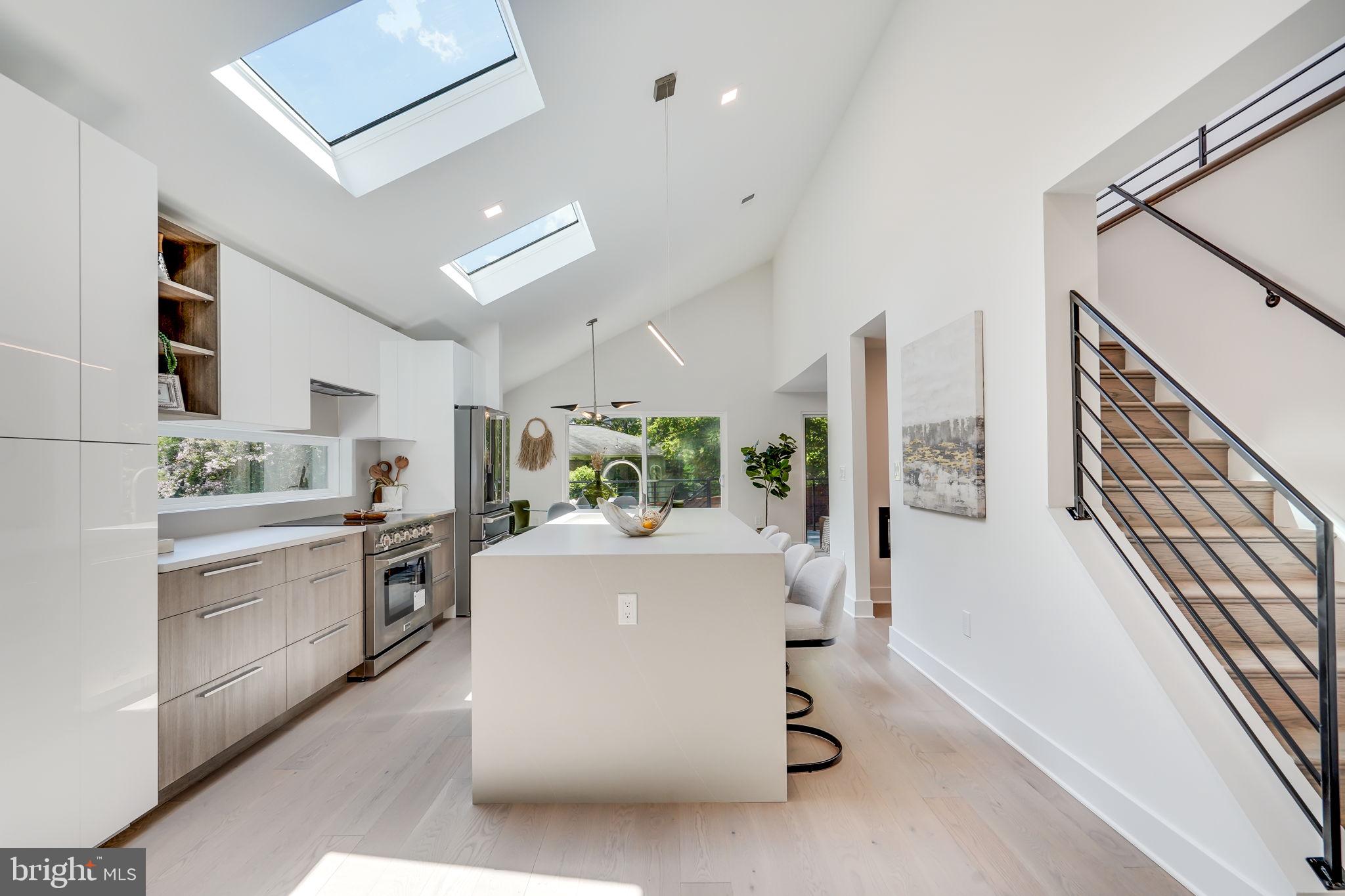 TAKOMA PARK - Residential