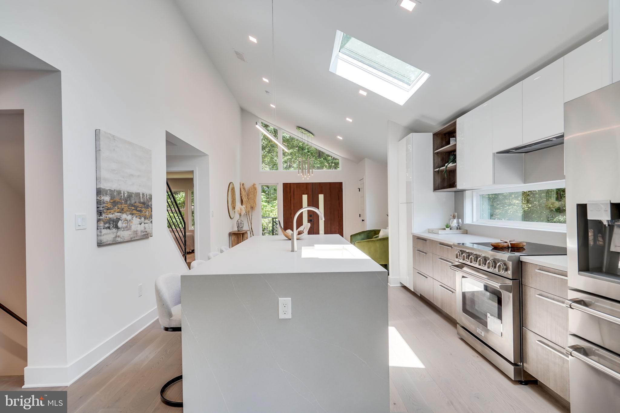 TAKOMA PARK - Residential