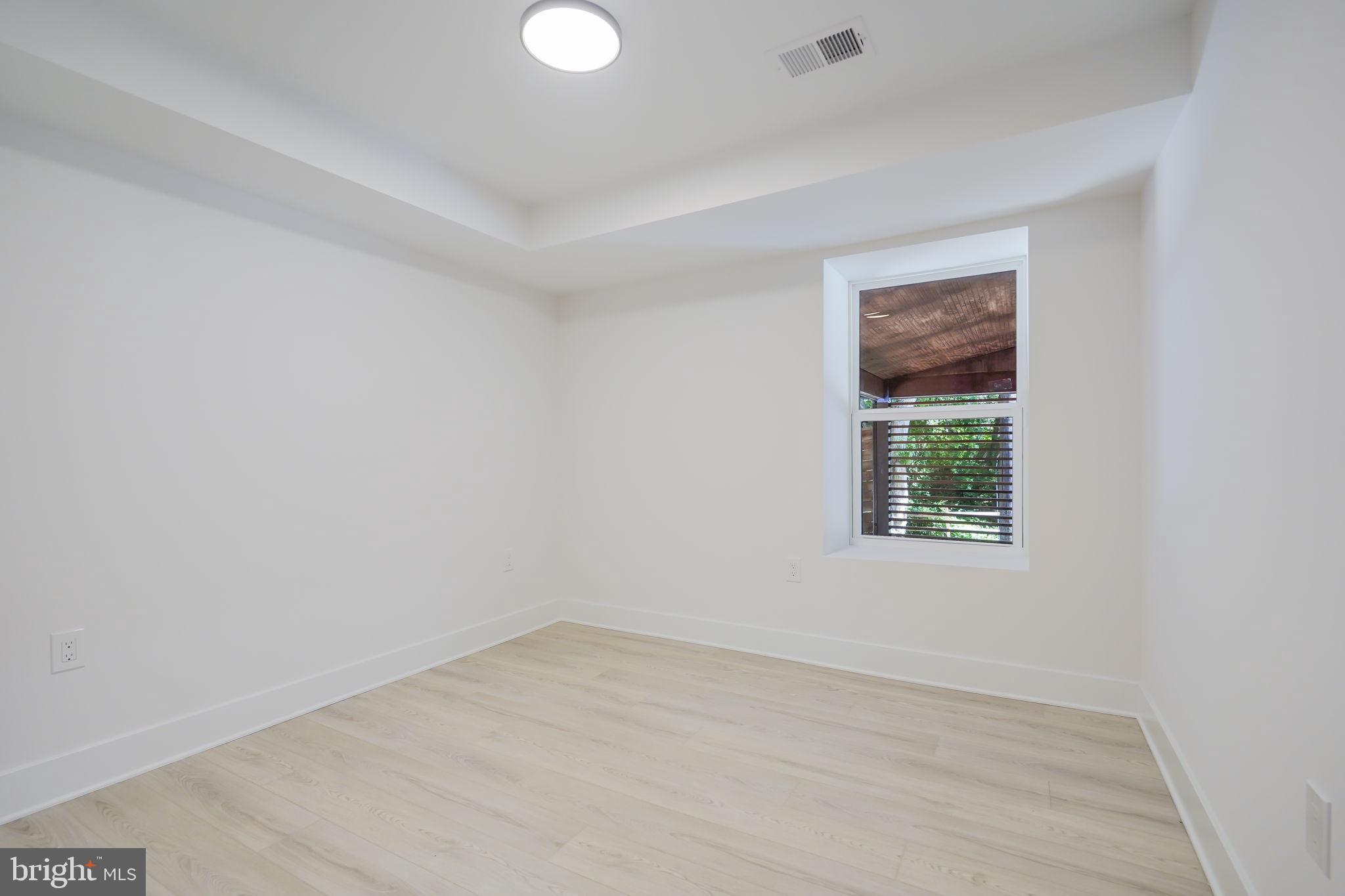 TAKOMA PARK - Residential