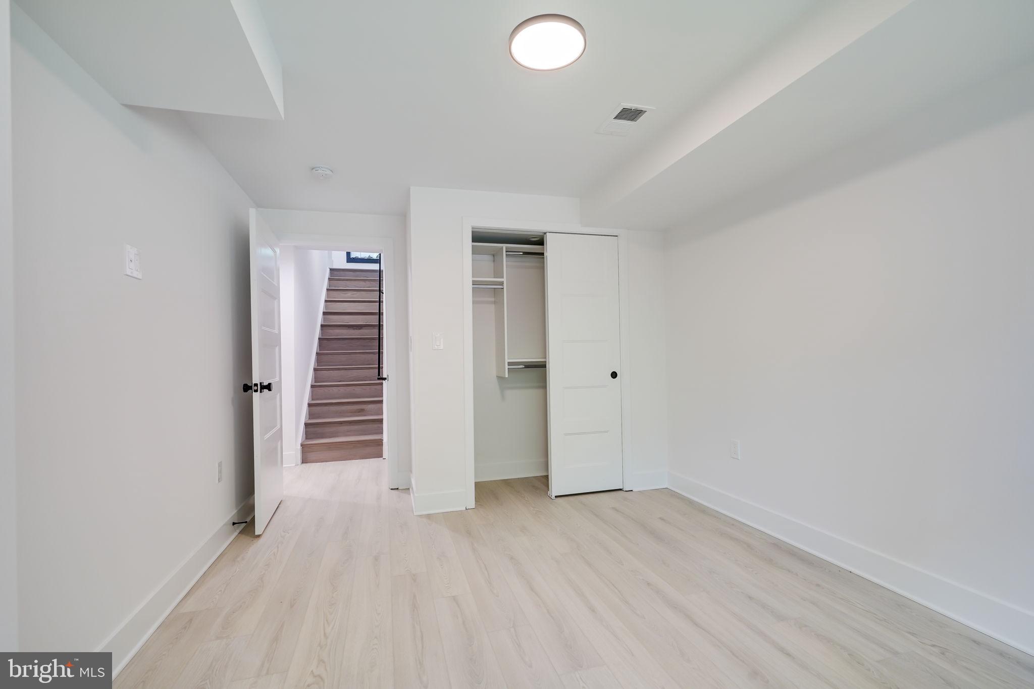 TAKOMA PARK - Residential