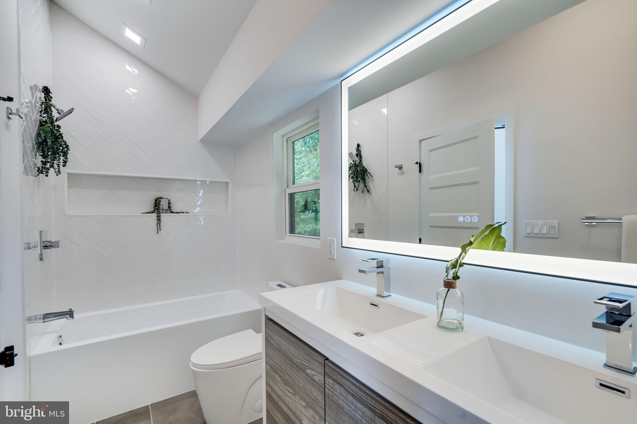 TAKOMA PARK - Residential