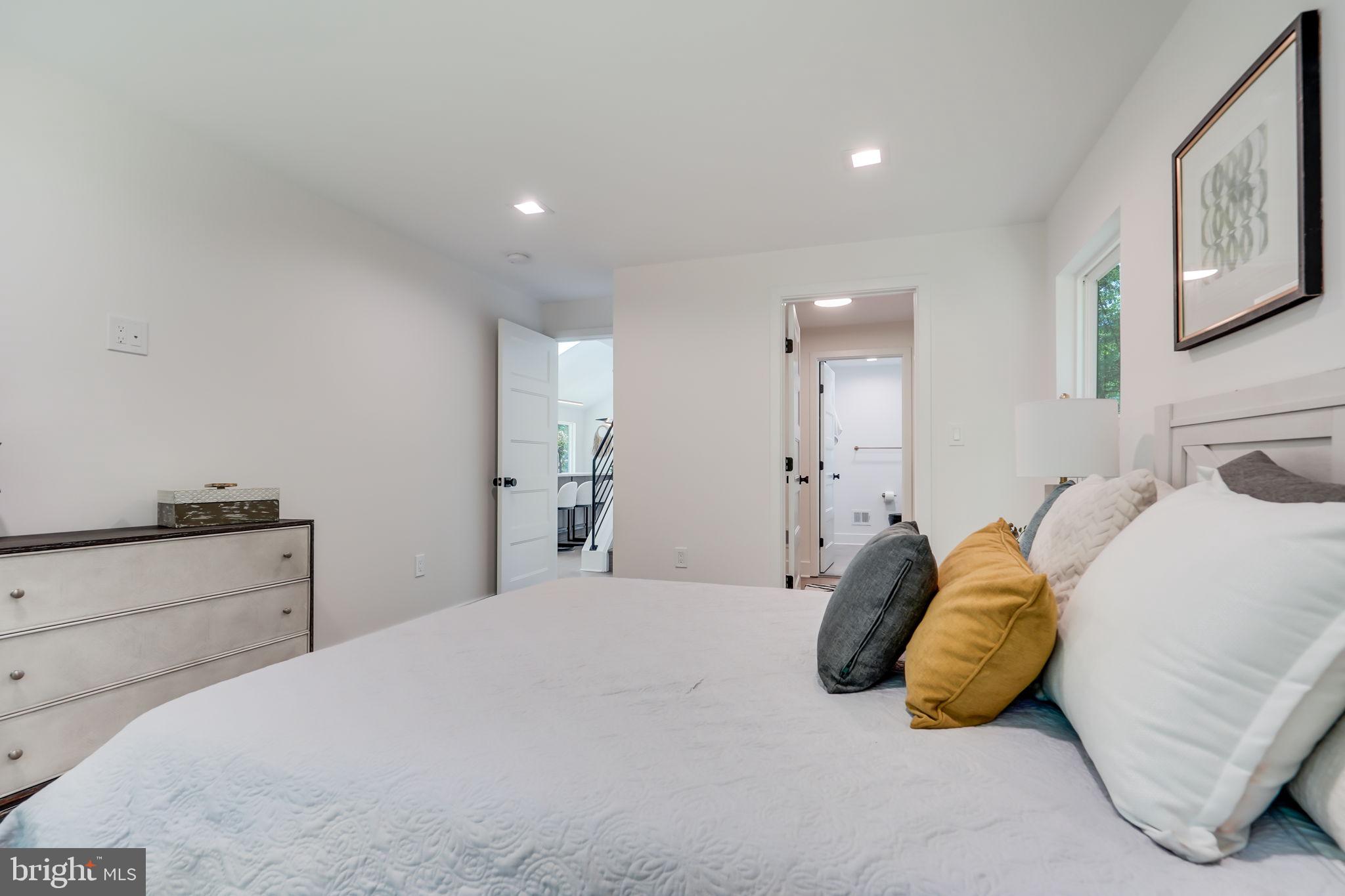 TAKOMA PARK - Residential