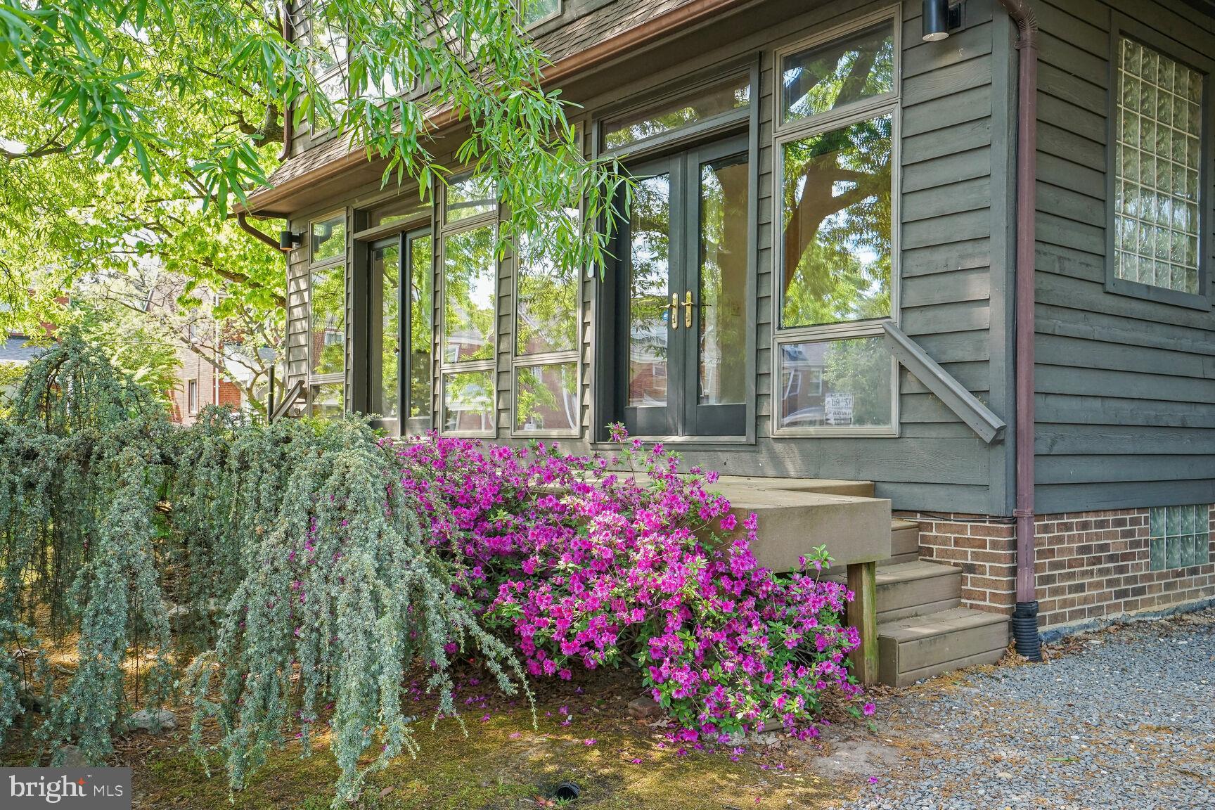 DOUGLAS ESTATES - Residential