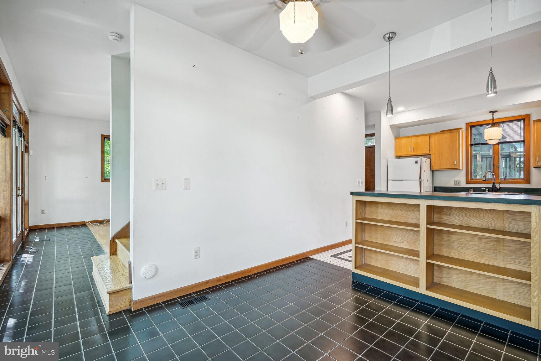 DOUGLAS ESTATES - Residential