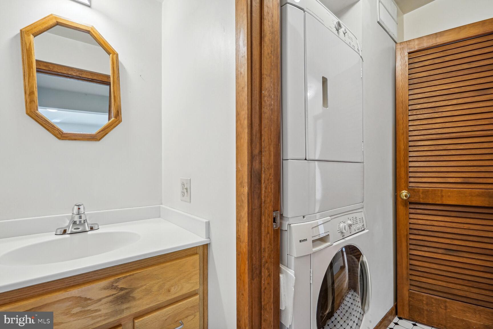 DOUGLAS ESTATES - Residential