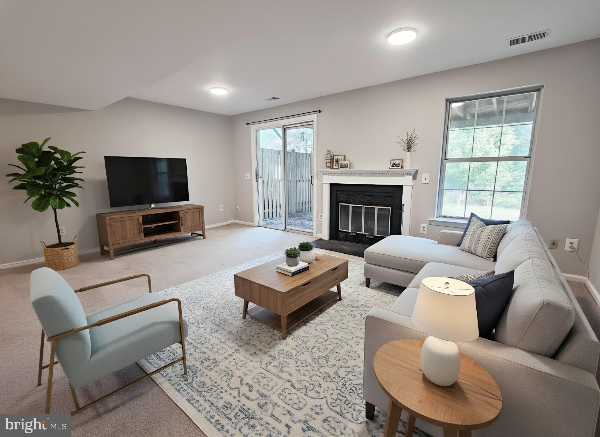 FRANKLIN FARM - Residential Lease