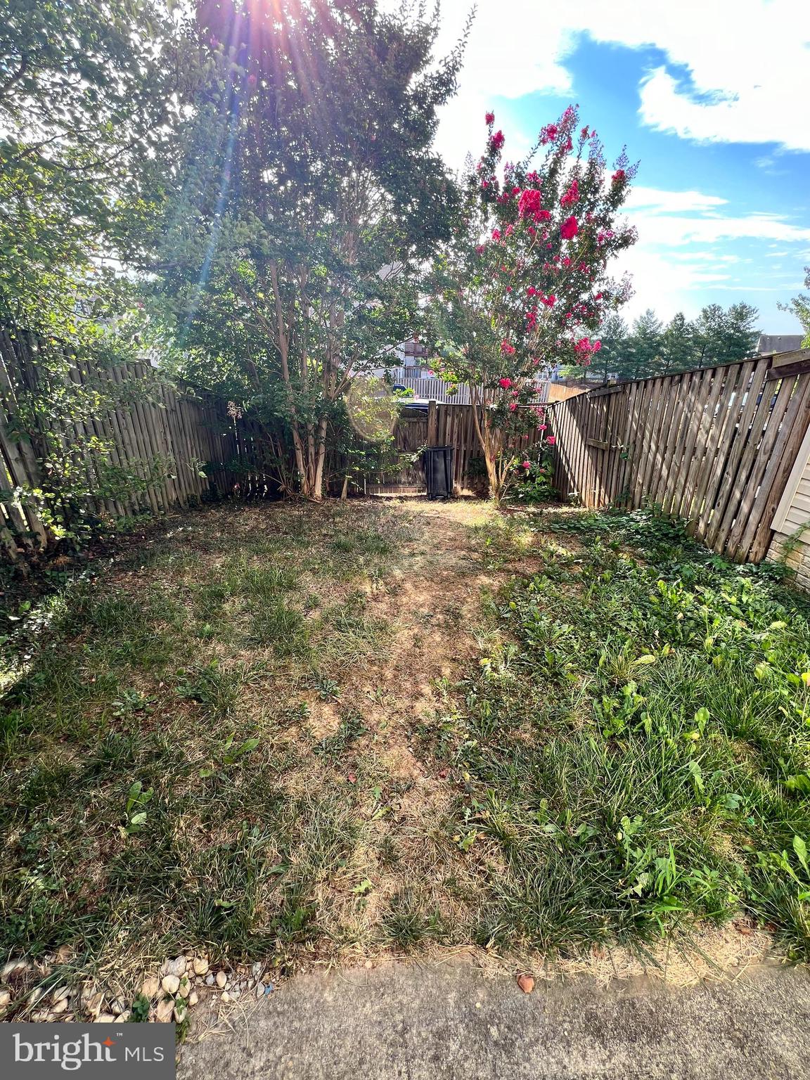 COUNTY GREEN - Residential