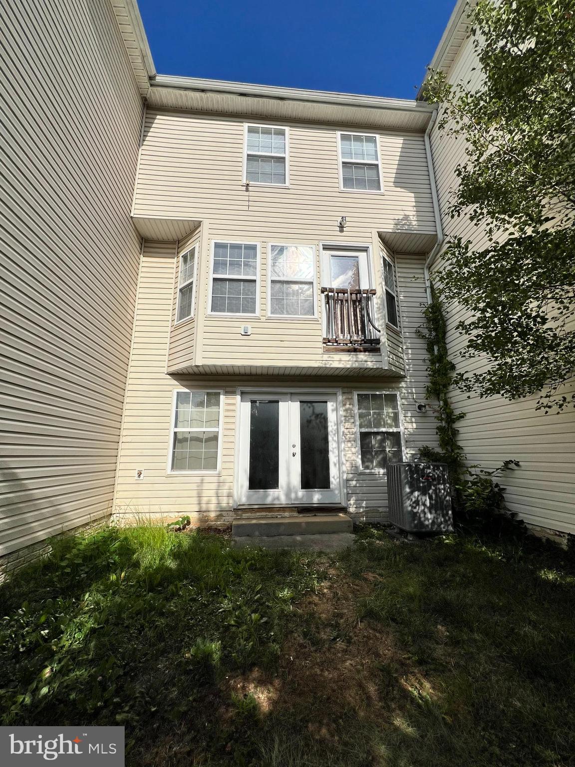 COUNTY GREEN - Residential