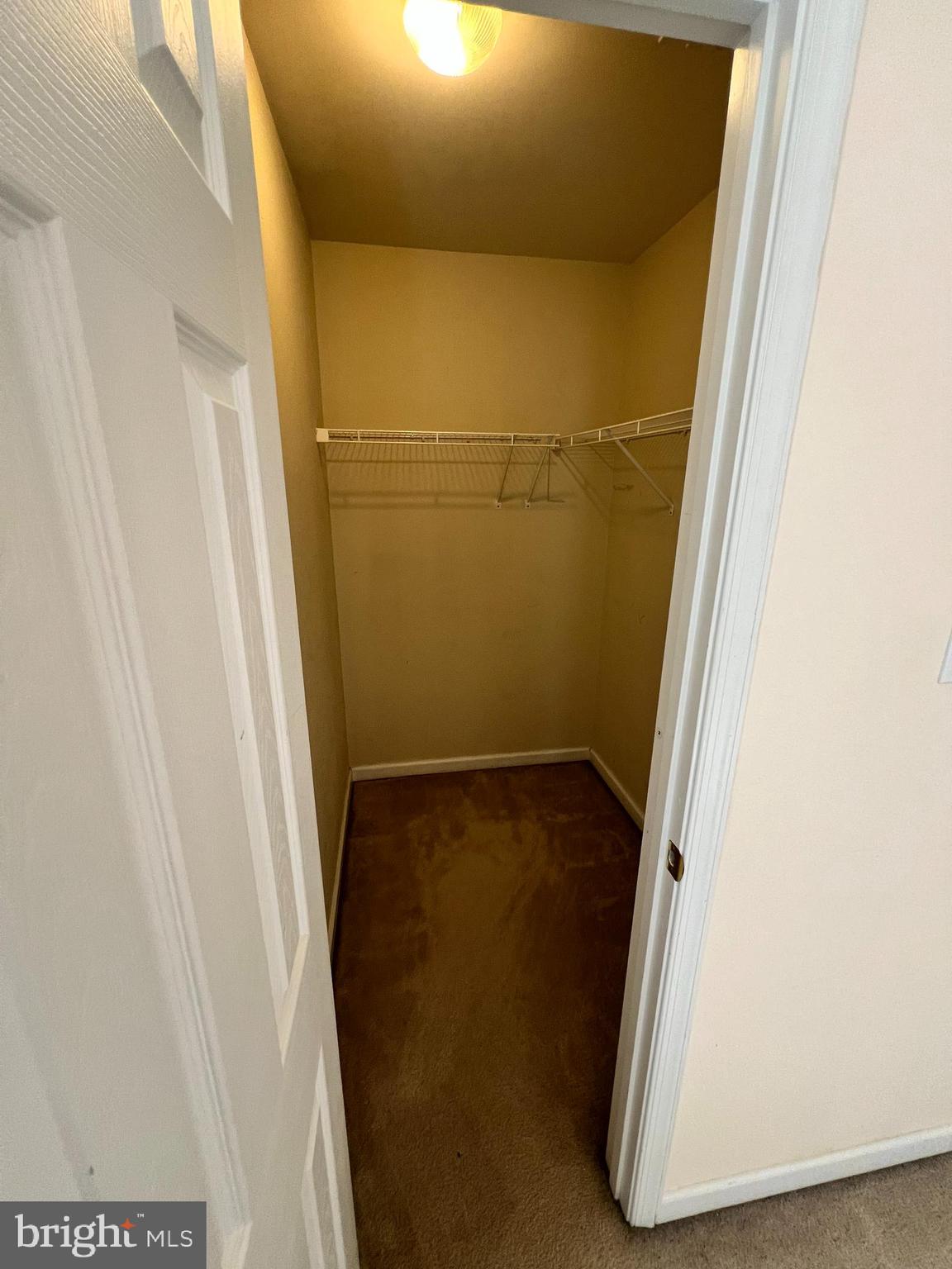 COUNTY GREEN - Residential