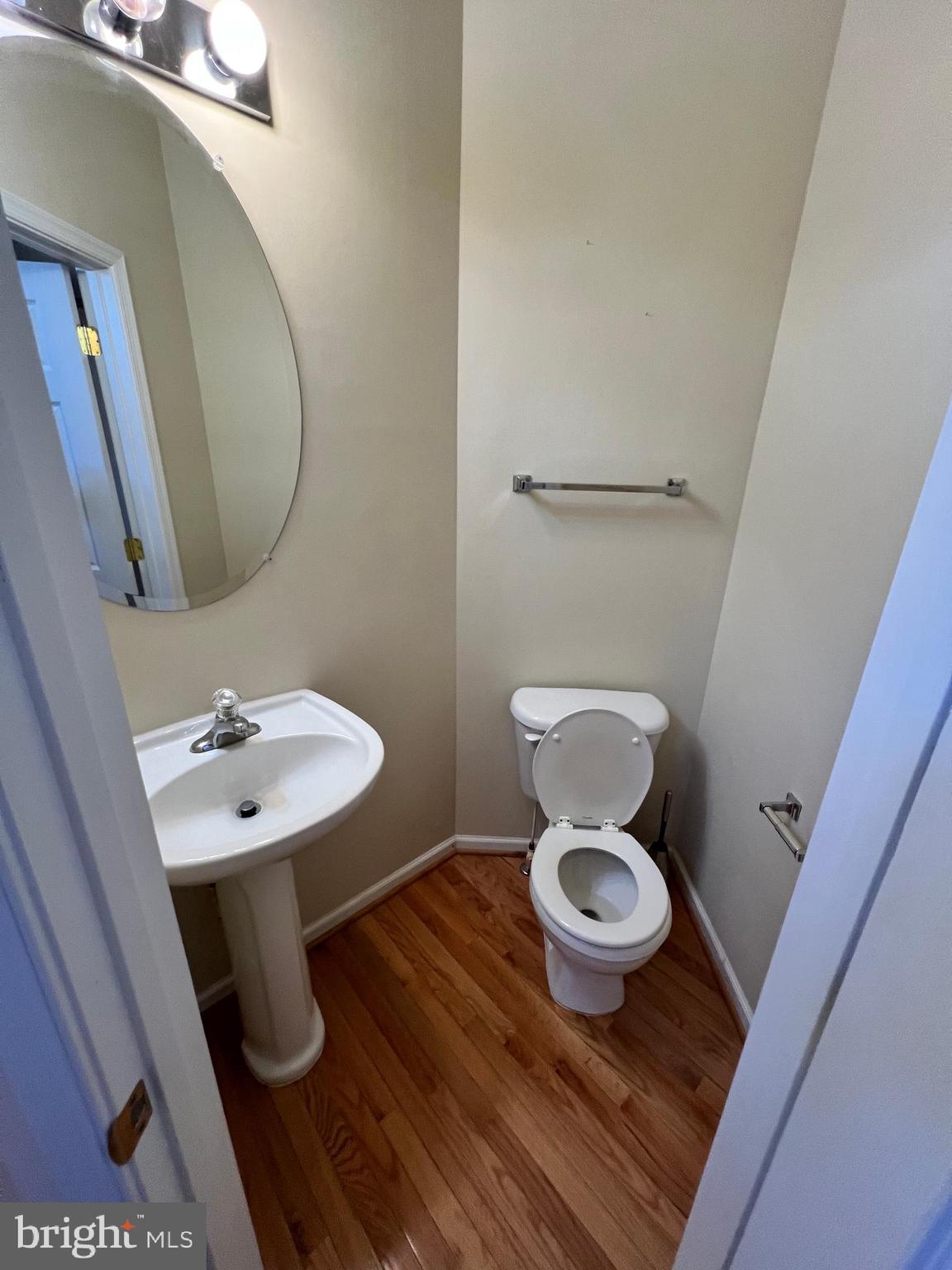 COUNTY GREEN - Residential