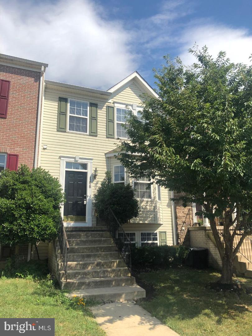 COUNTY GREEN - Residential