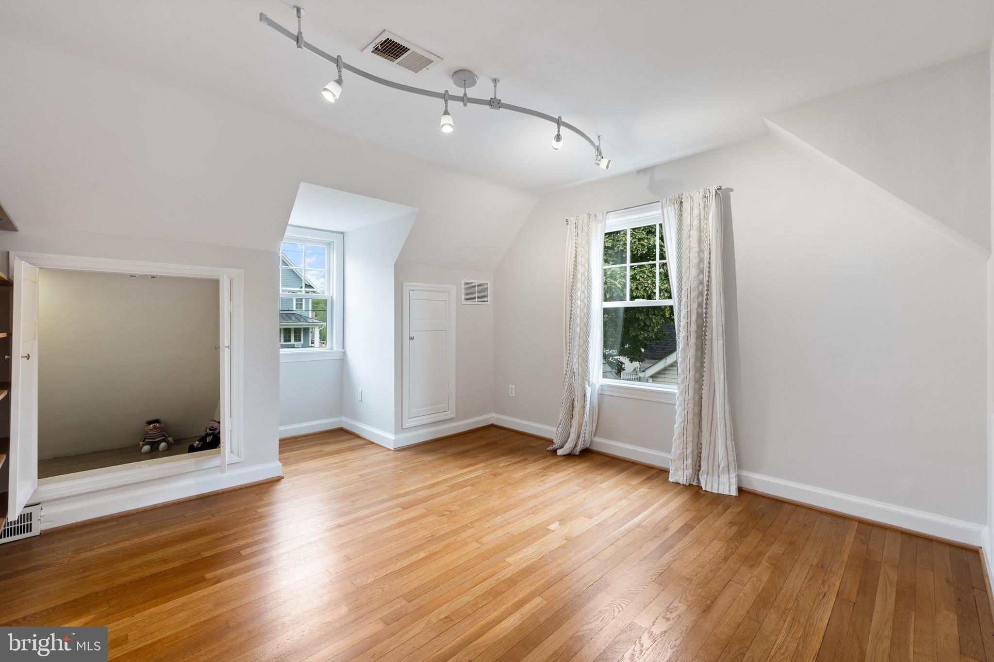 PARKHURST - Residential