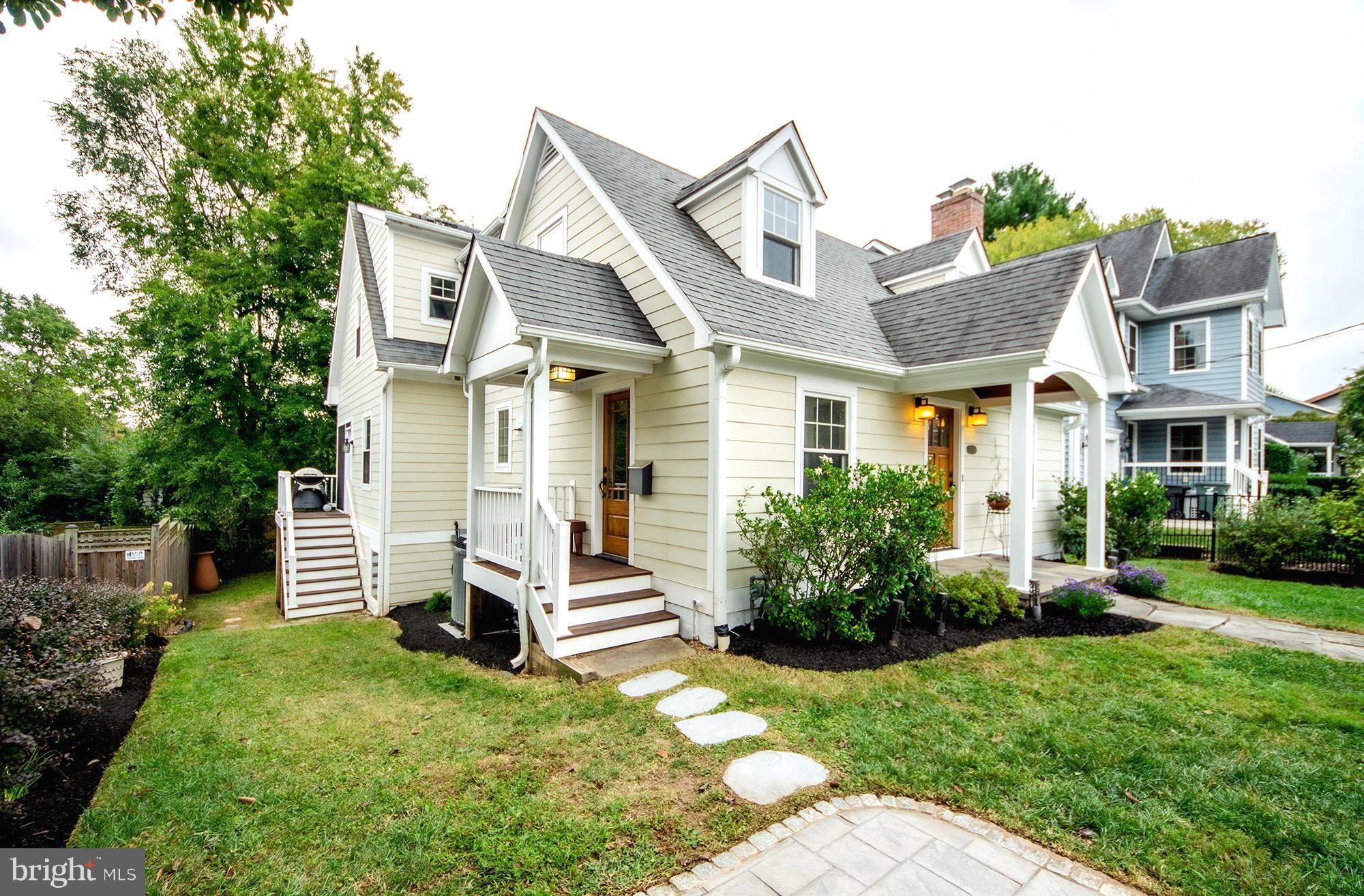 2013 N MADISON STREET
