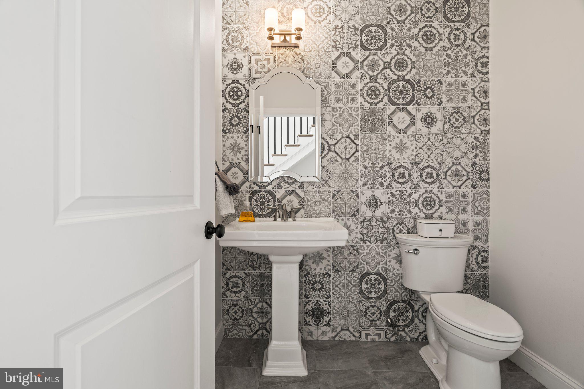 WHITPAIN WOODS - Residential