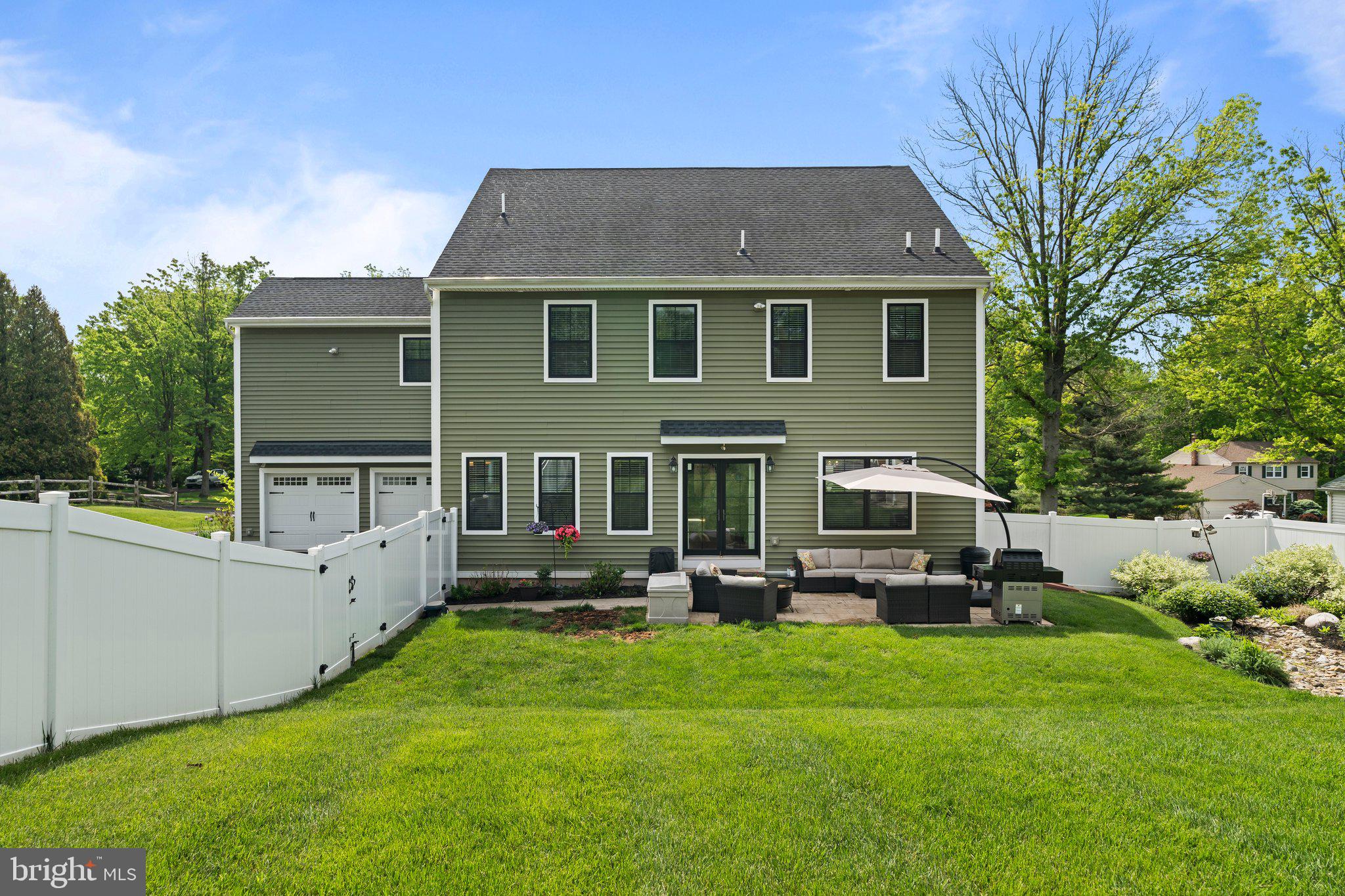 WHITPAIN WOODS - Residential