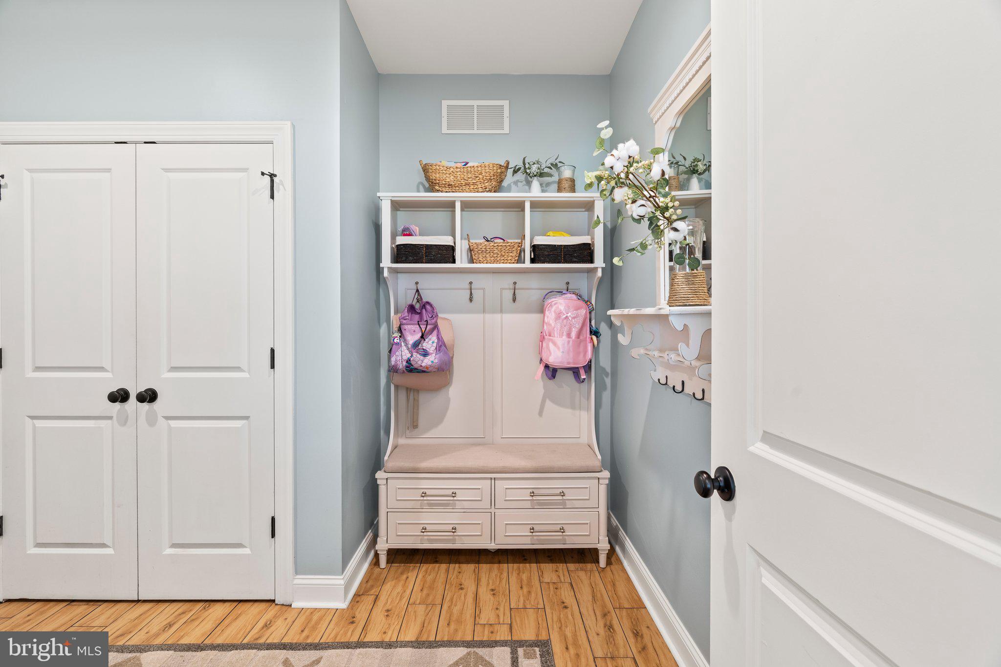 WHITPAIN WOODS - Residential