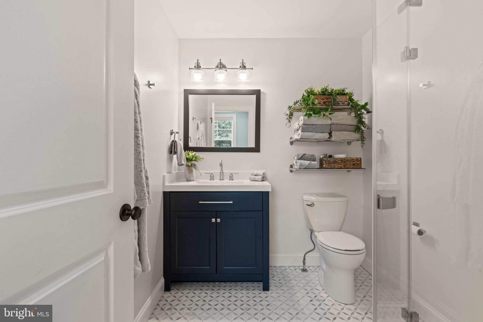 WHITPAIN WOODS - Residential