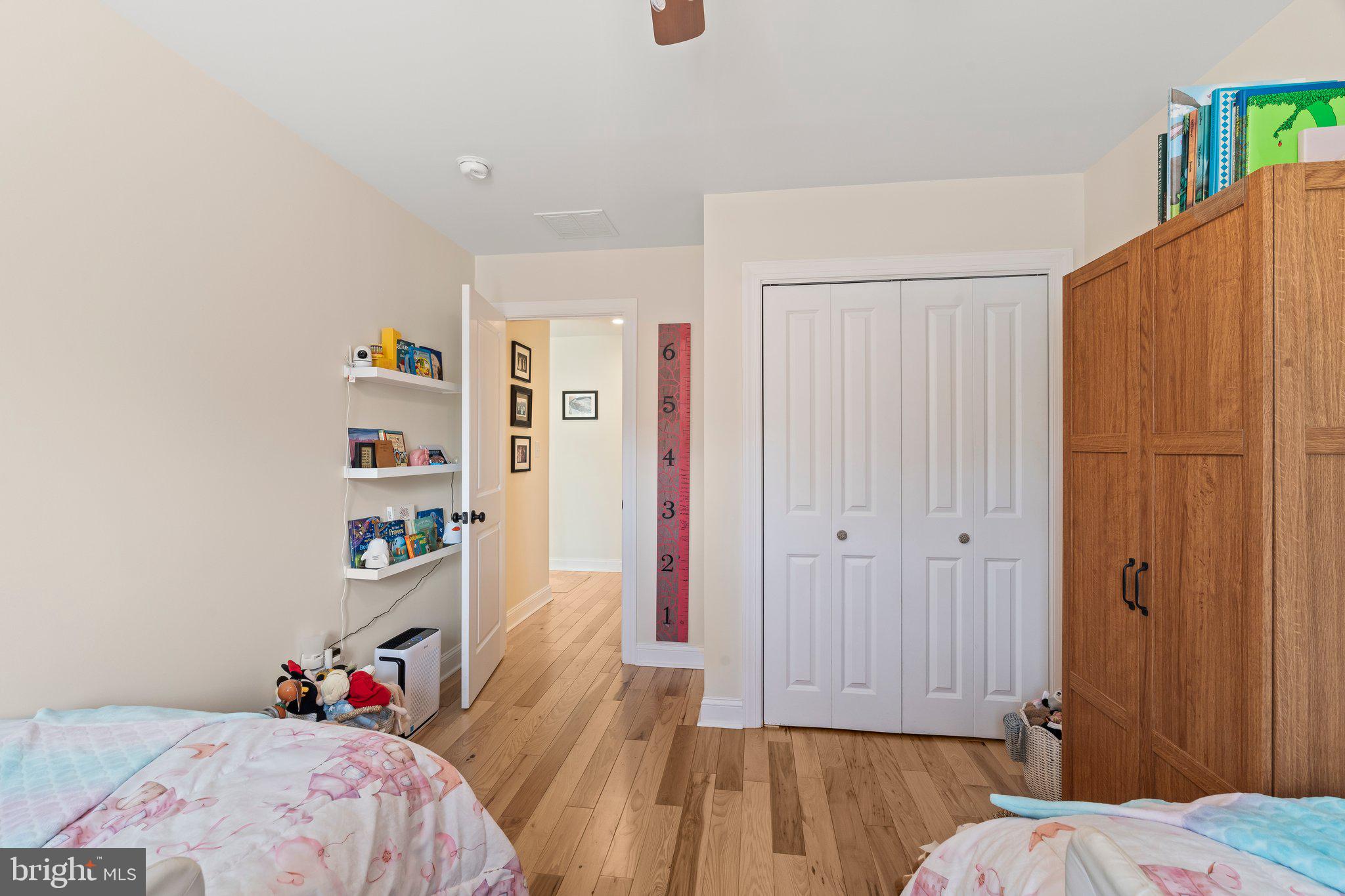 WHITPAIN WOODS - Residential