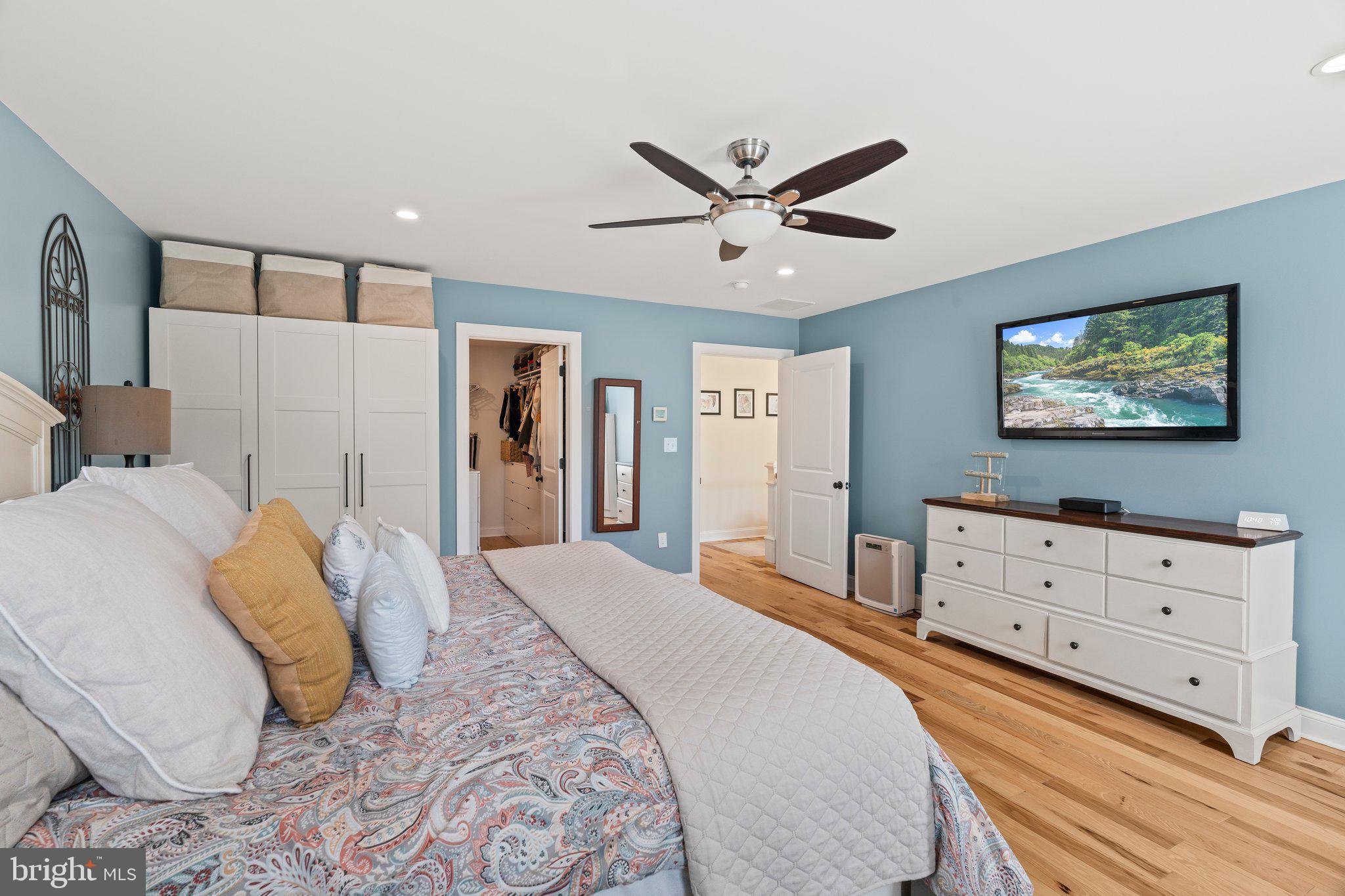 WHITPAIN WOODS - Residential