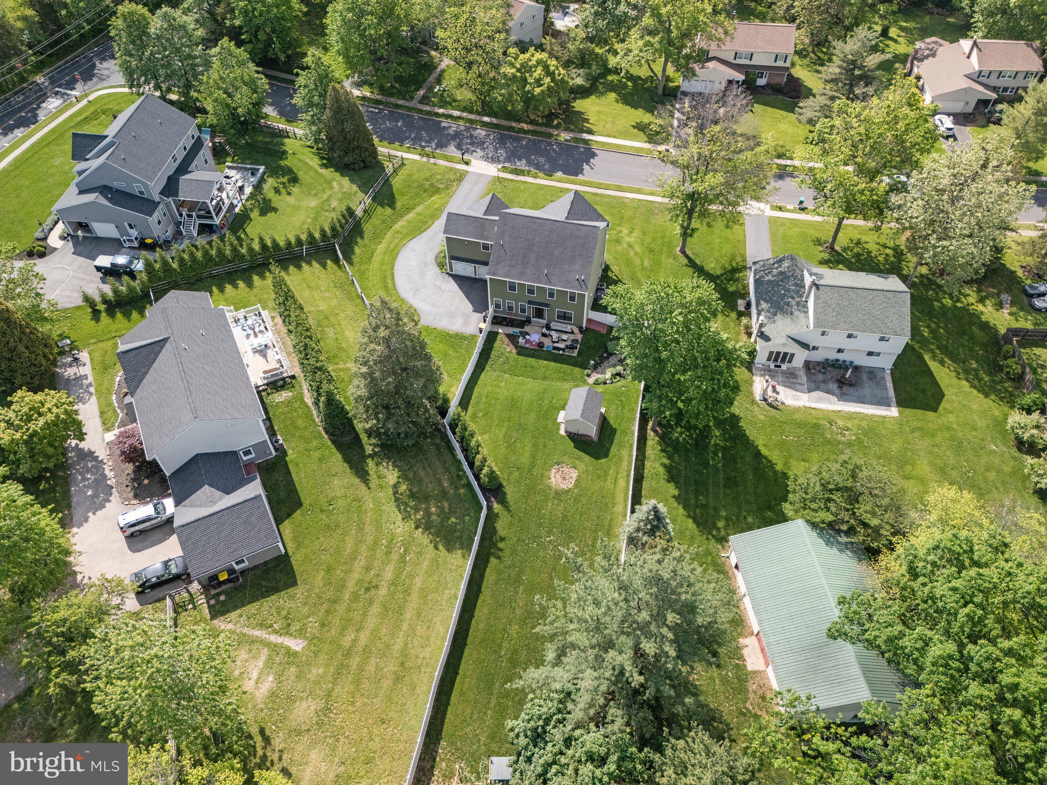 WHITPAIN WOODS - Residential