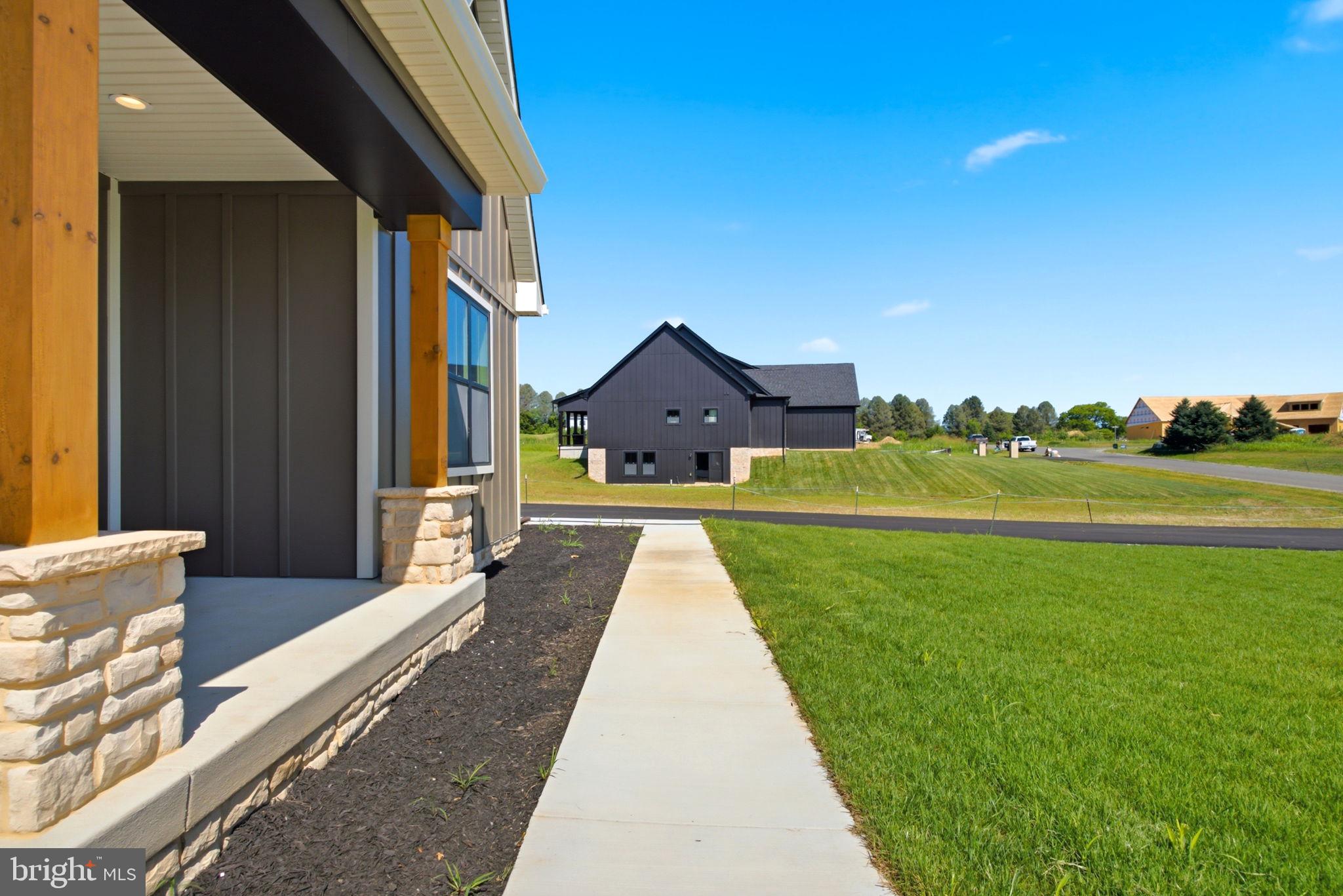 63 MISTLETOE LANE LOT 19