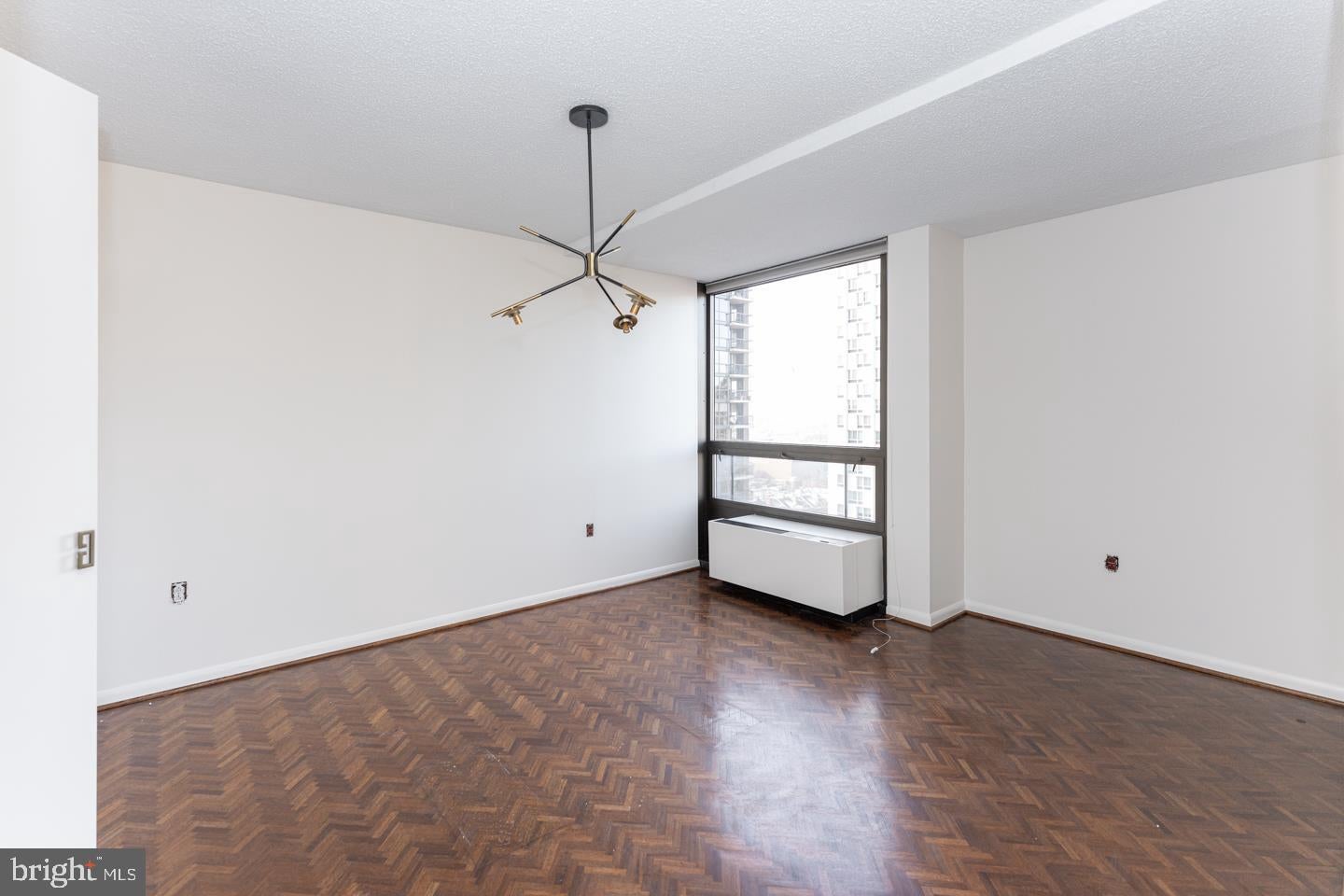 233 S 6TH STREET 1602L