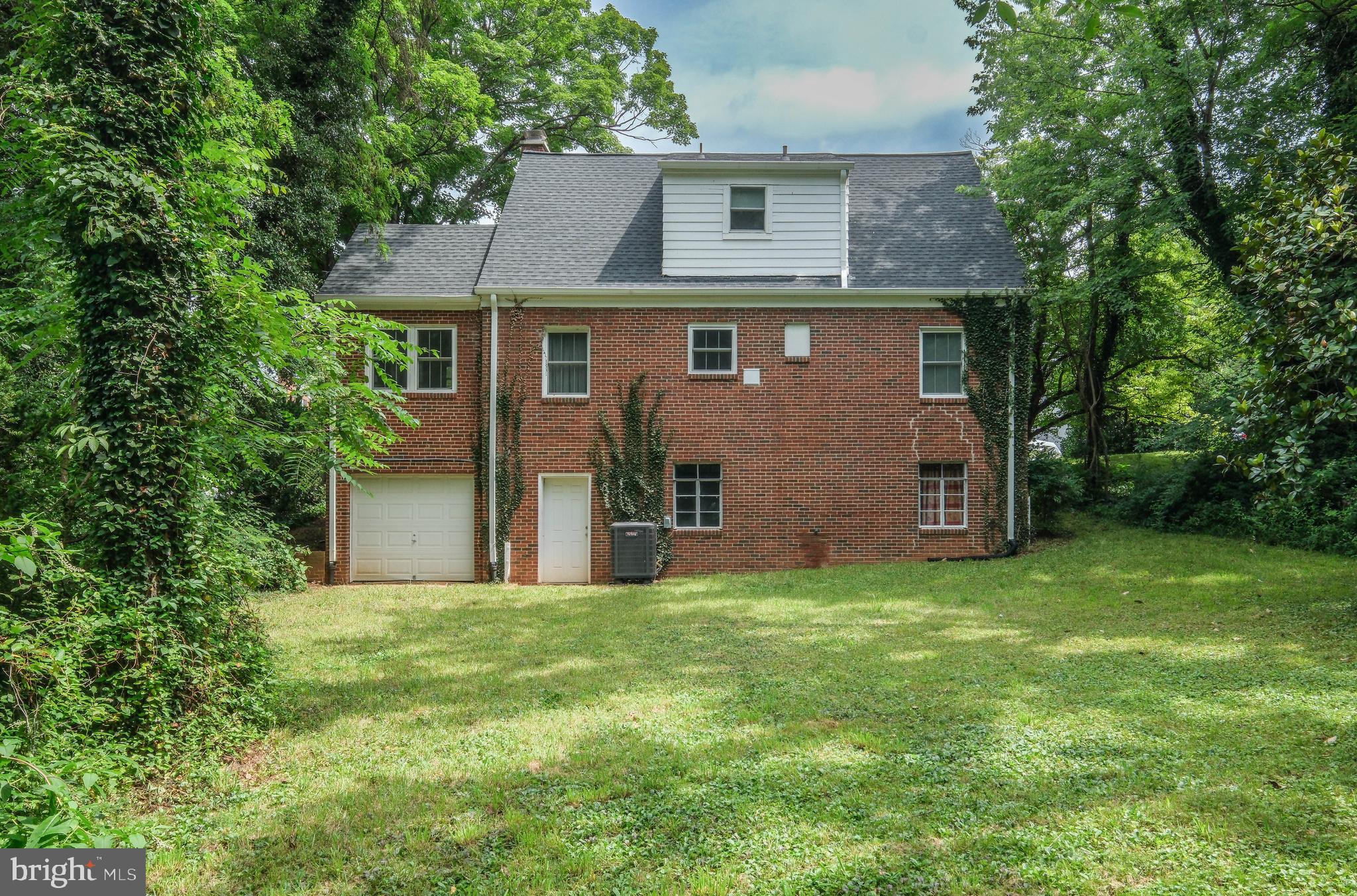 208 SALEM AVENUE