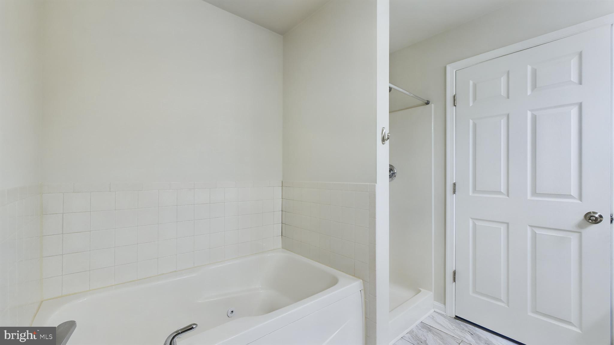 DREAMERS COVE - Residential