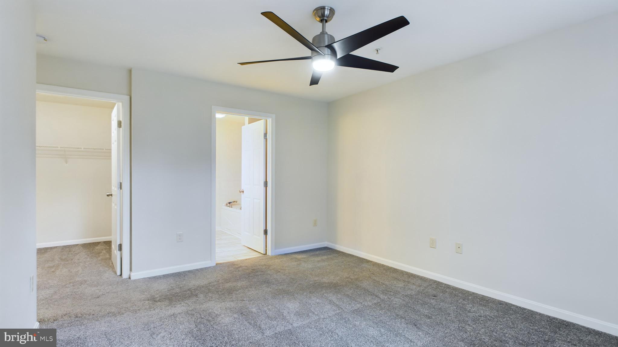 DREAMERS COVE - Residential