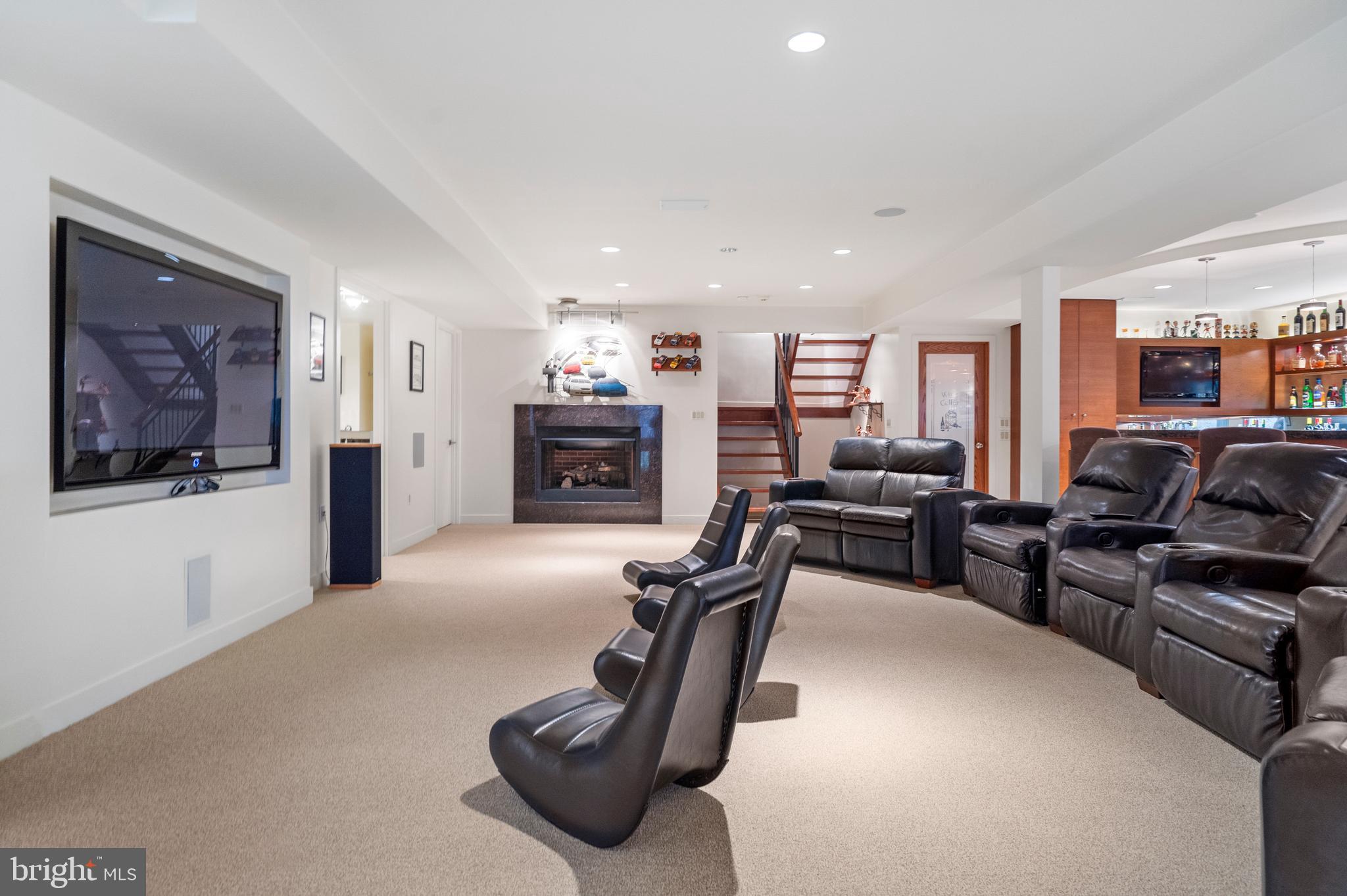 RIDERWOOD STATION - Residential