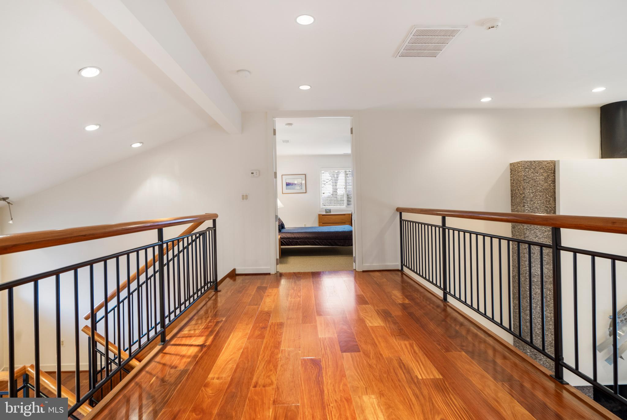 RIDERWOOD STATION - Residential