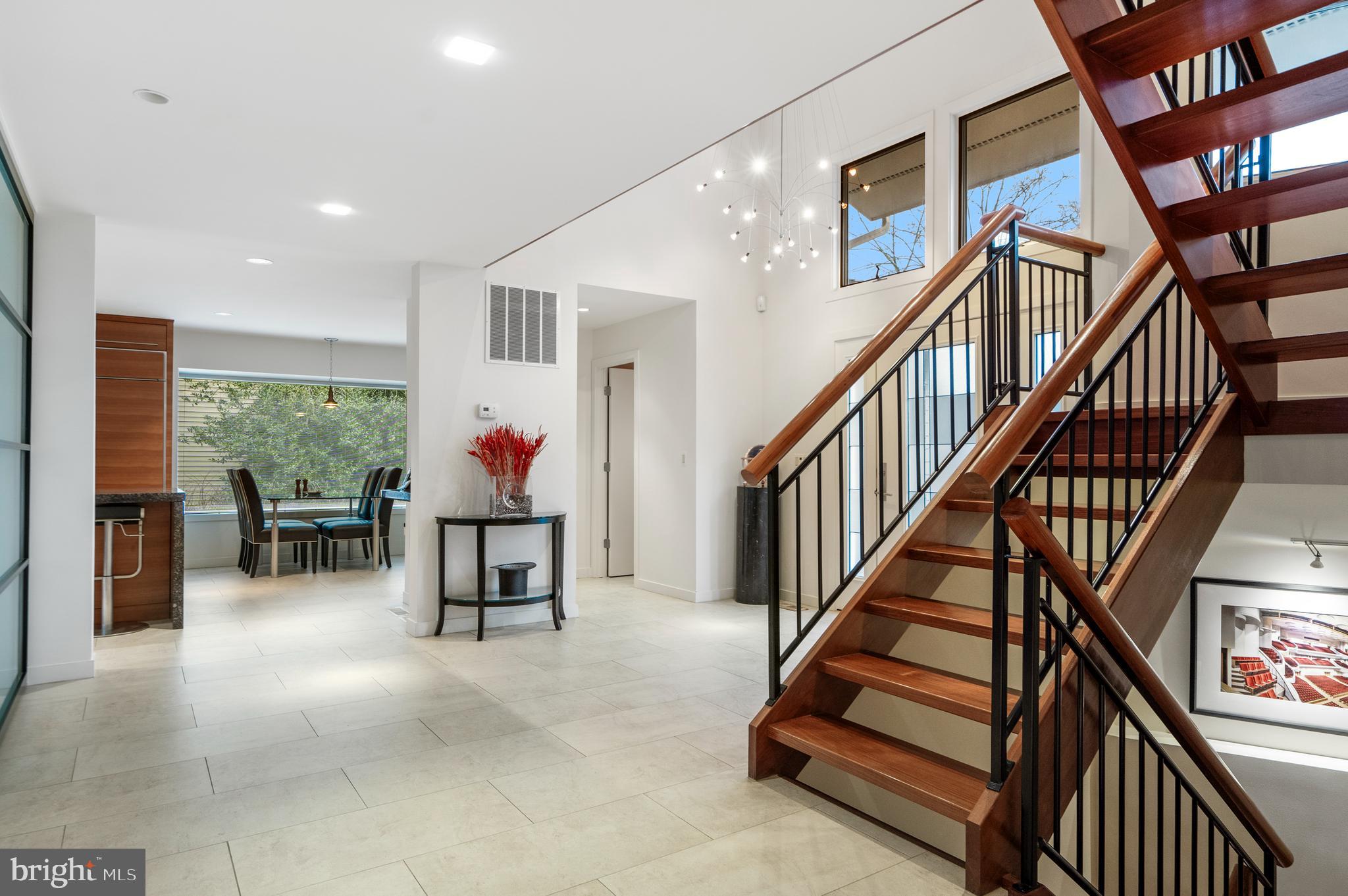 RIDERWOOD STATION - Residential