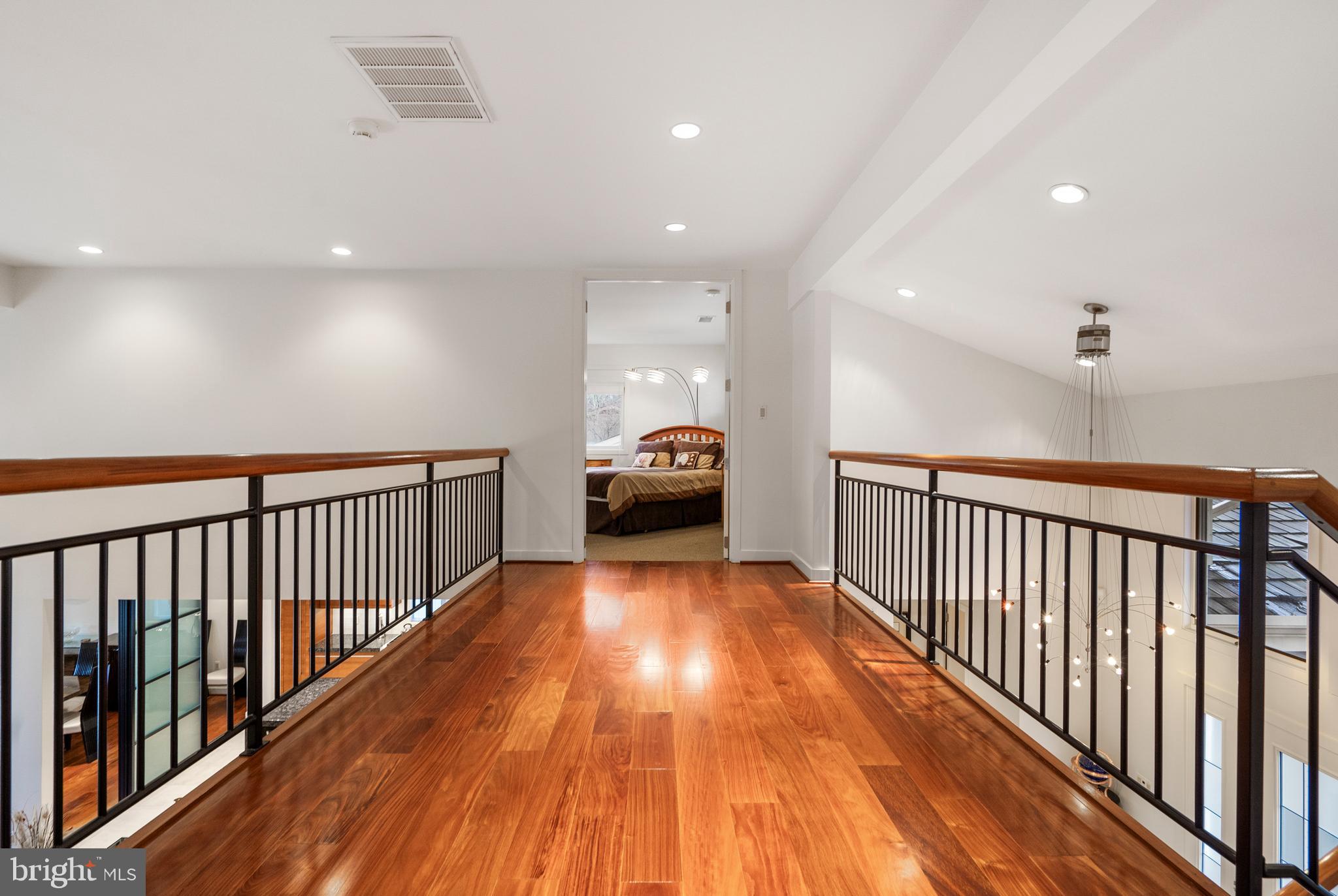 RIDERWOOD STATION - Residential