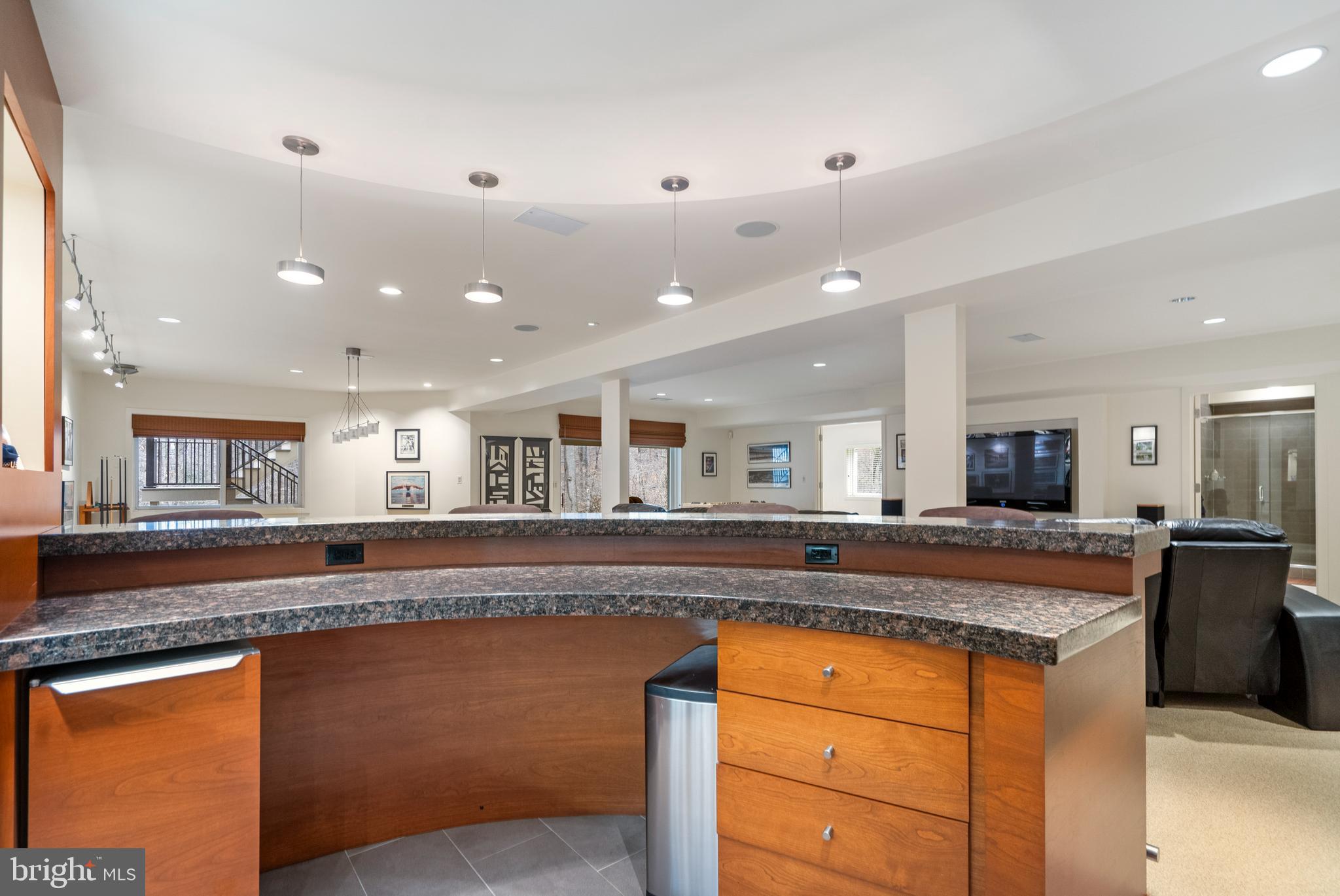 RIDERWOOD STATION - Residential