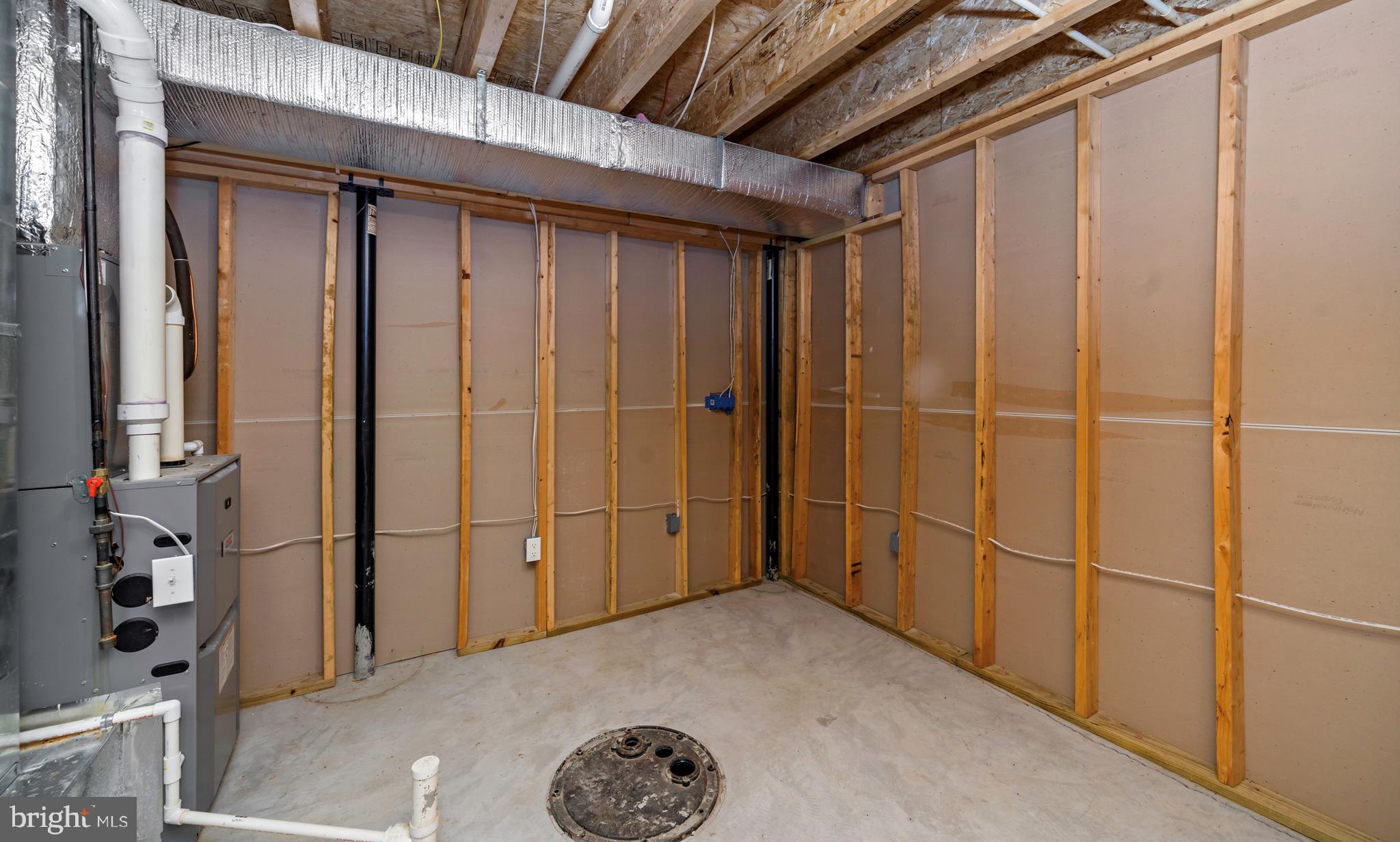 BELLWOOD ESTATES - Residential