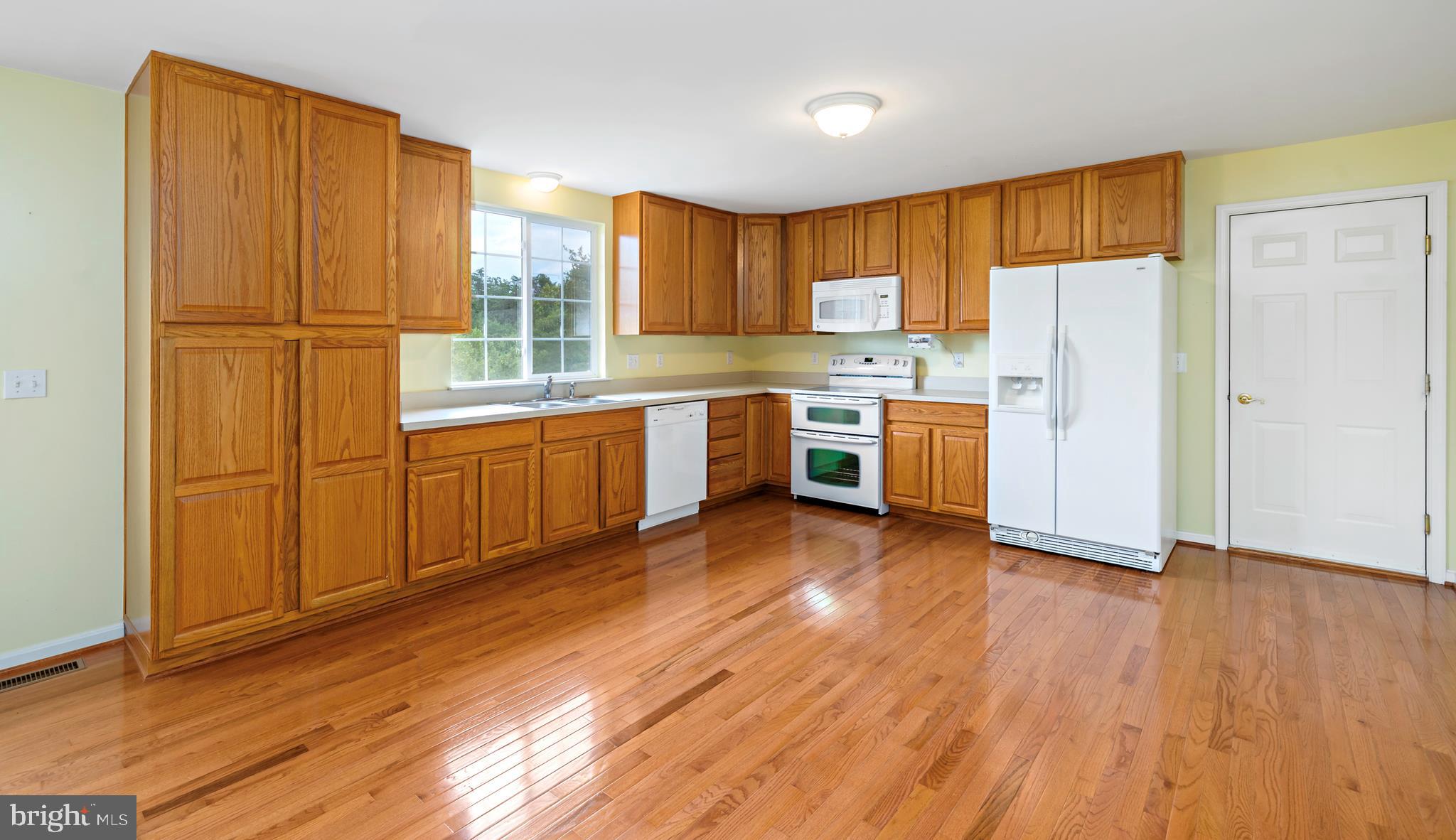 BELLWOOD ESTATES - Residential